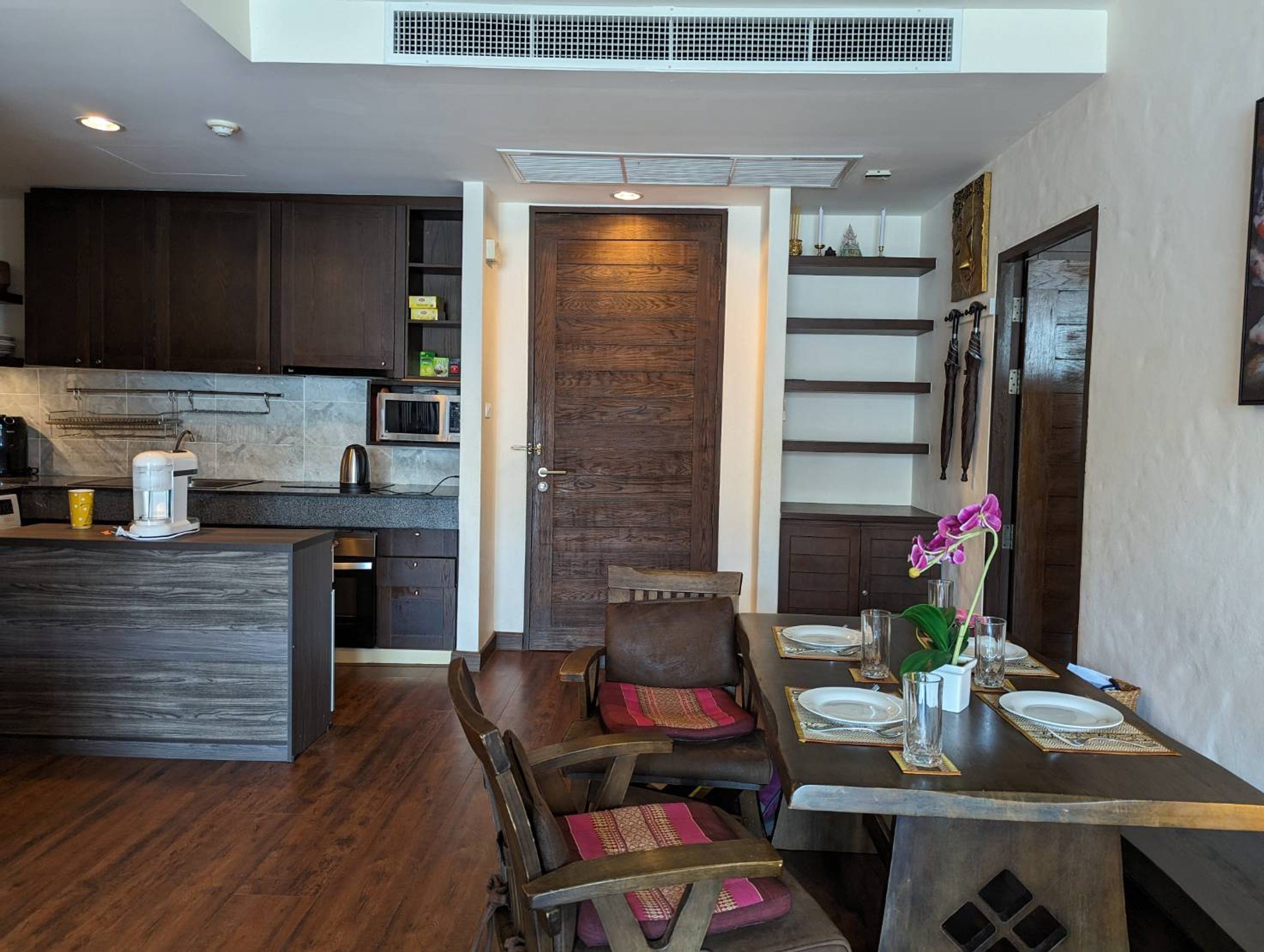 Beachfront 2-Bedroom Condo for Sale at Las Tortugas, Khao Tao