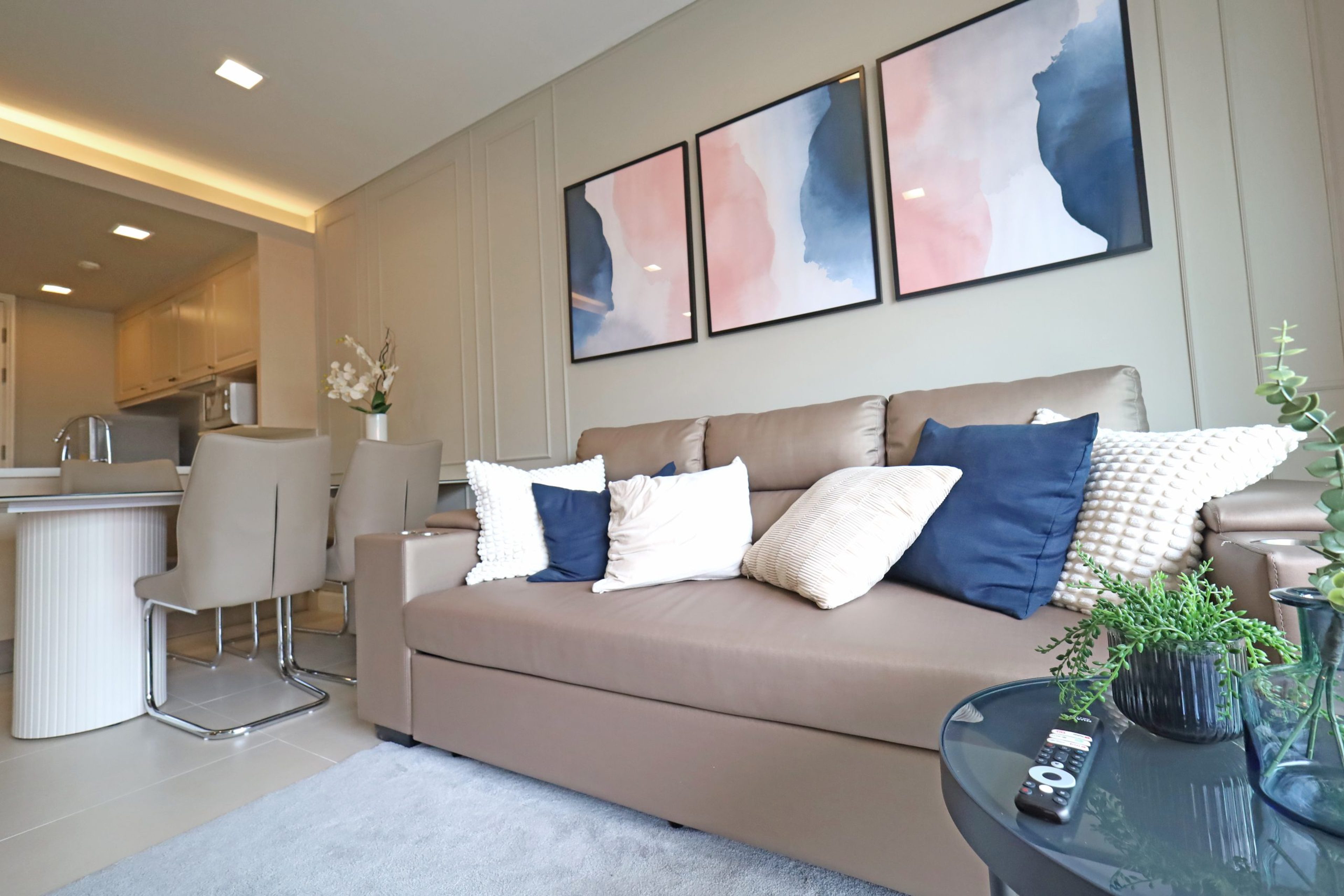 Beachfront 2BR in Marrakesh Residences thumbnail 16