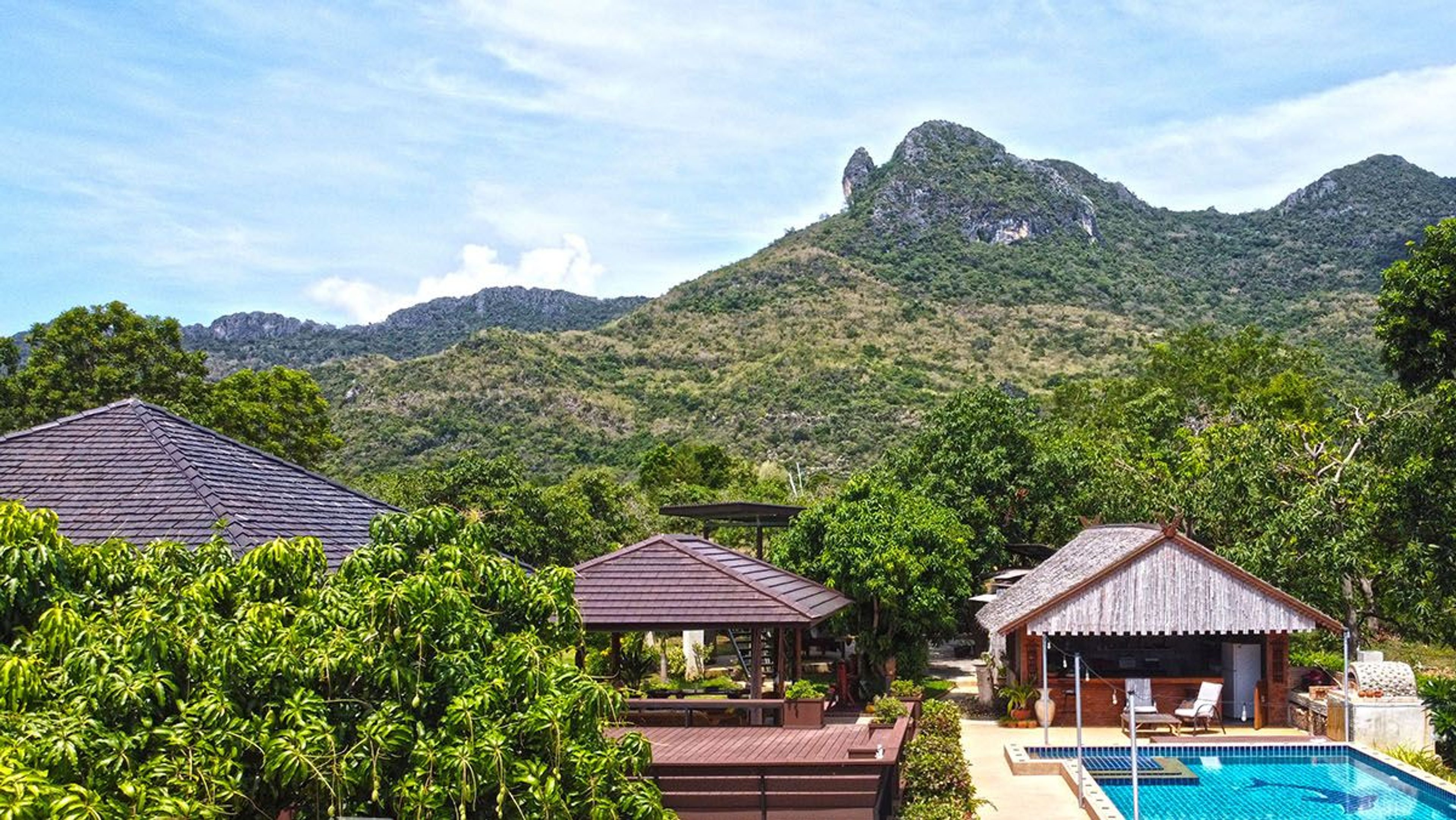 Mango Hills one of a kind resort property in stunning scenic location thumbnail 29