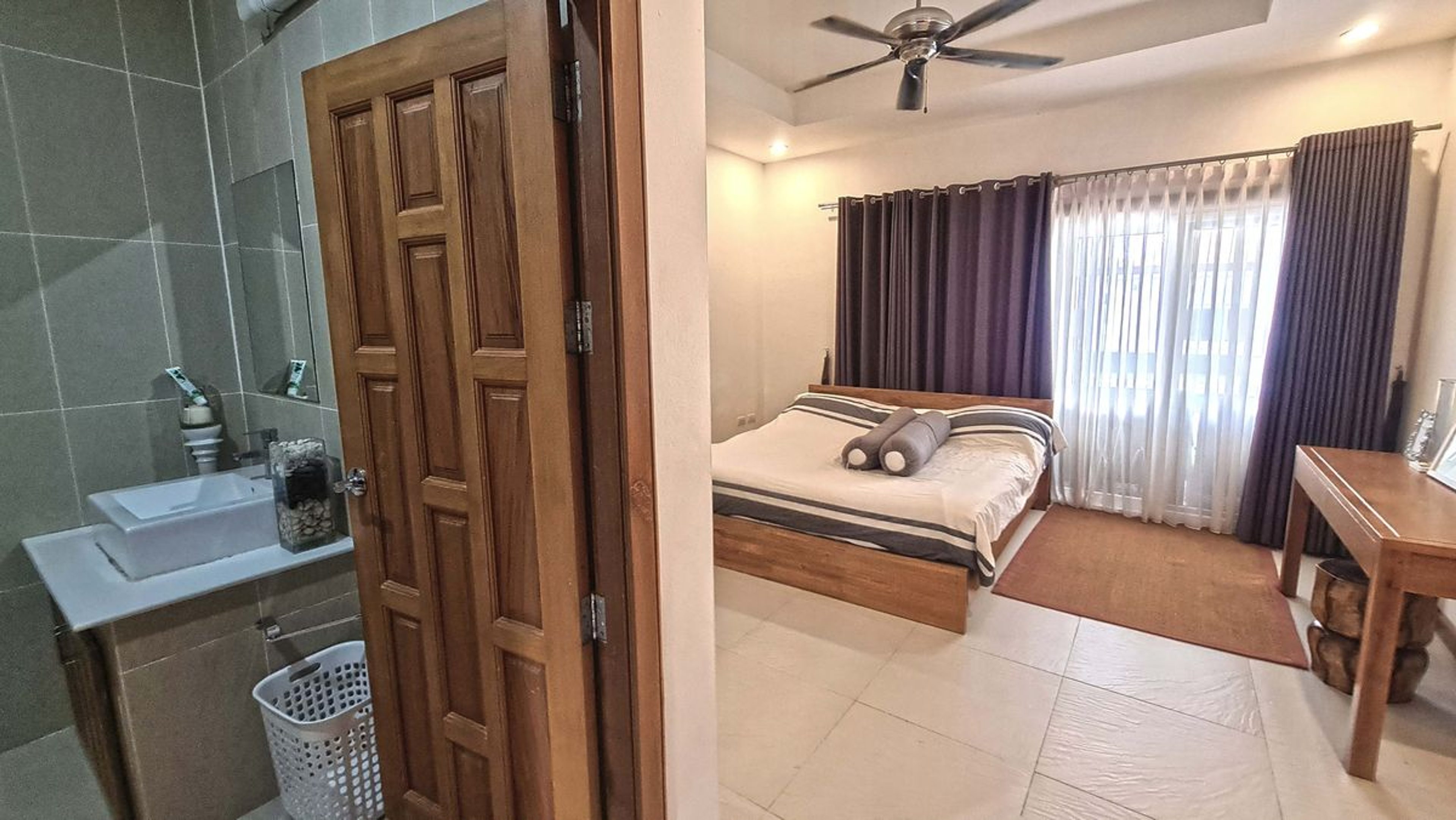 luxury 7 bedrooms Pool Villa in Orchid Palm Homes thumbnail 12