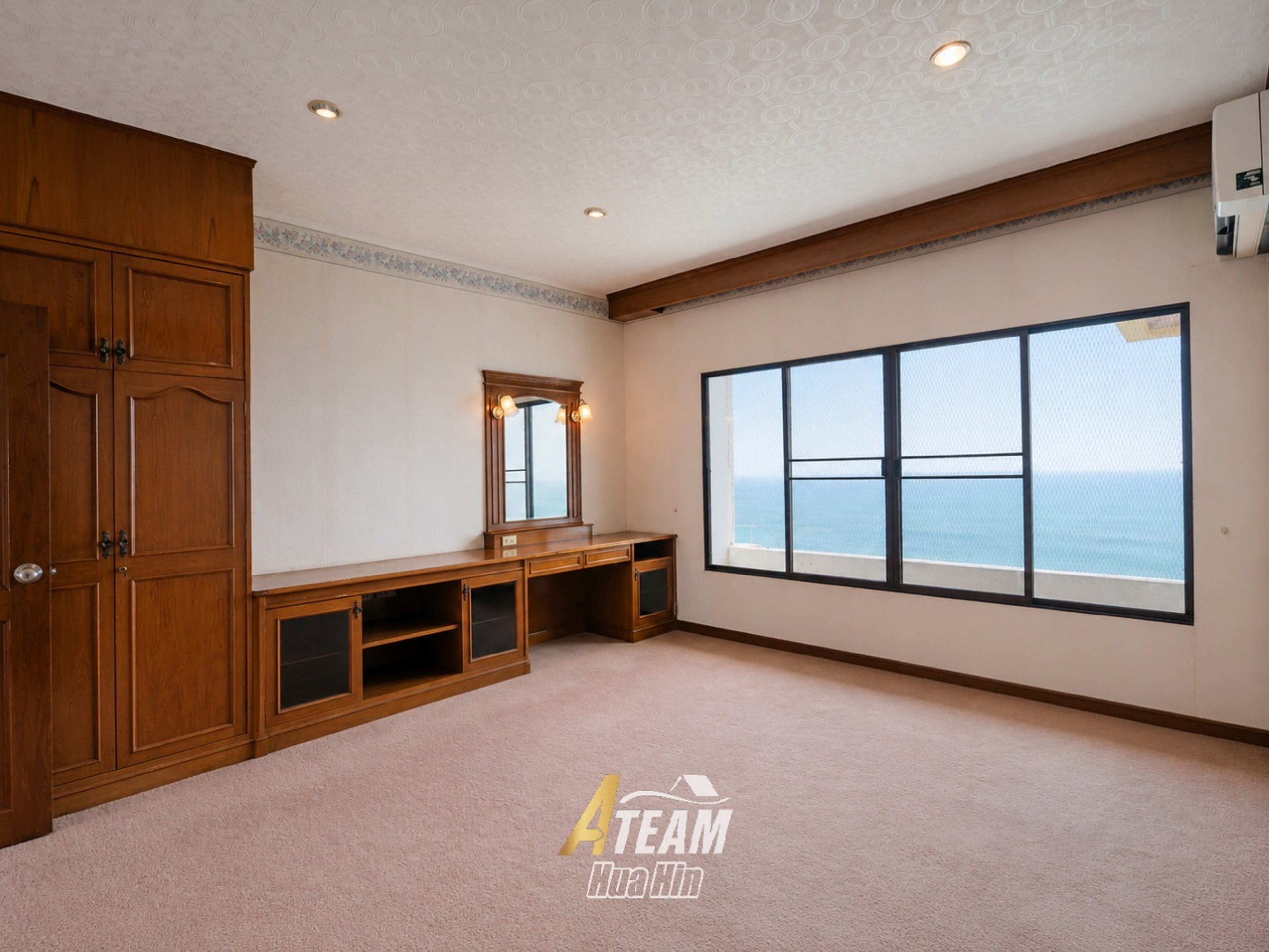 Penthouse 4-Bedroom for Sale at Cha-Am Grand Condotel thumbnail 25