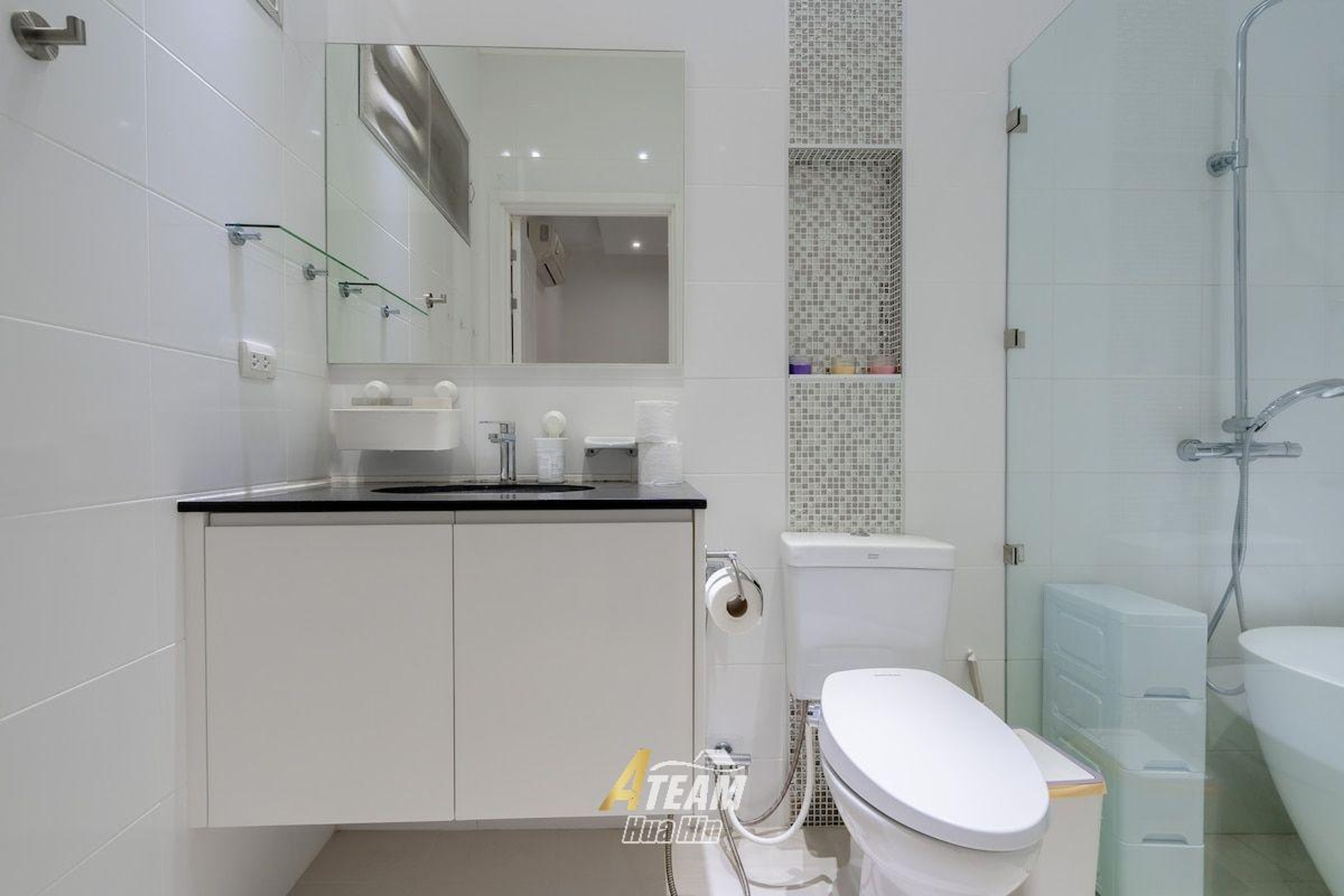 Luxury 3-Bedroom Pool Villa for Sale at Falcon Hill, Soi 102