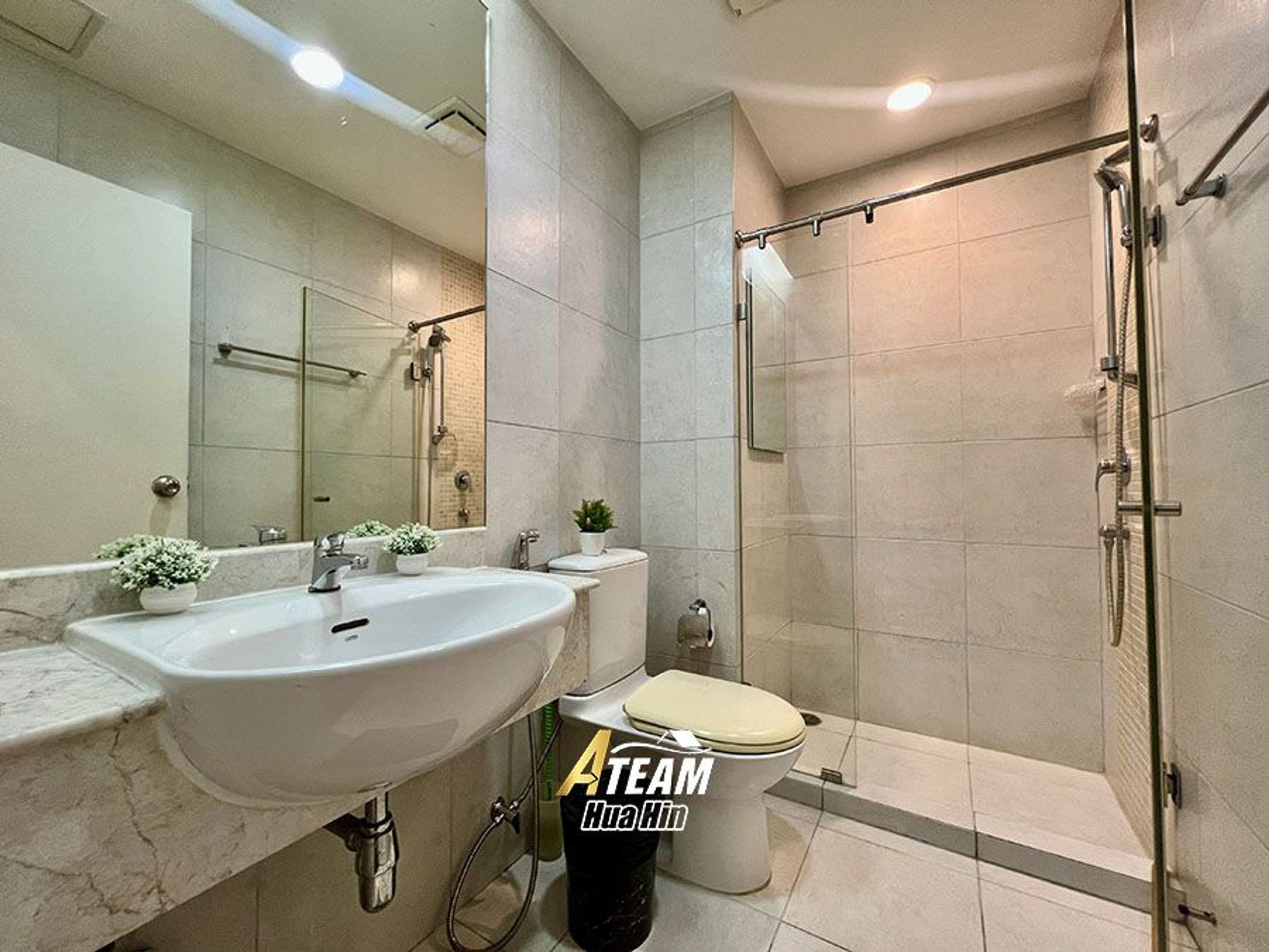 Baan San Ploen – Sea-View 2 Bedroom Condo for Rent thumbnail 17
