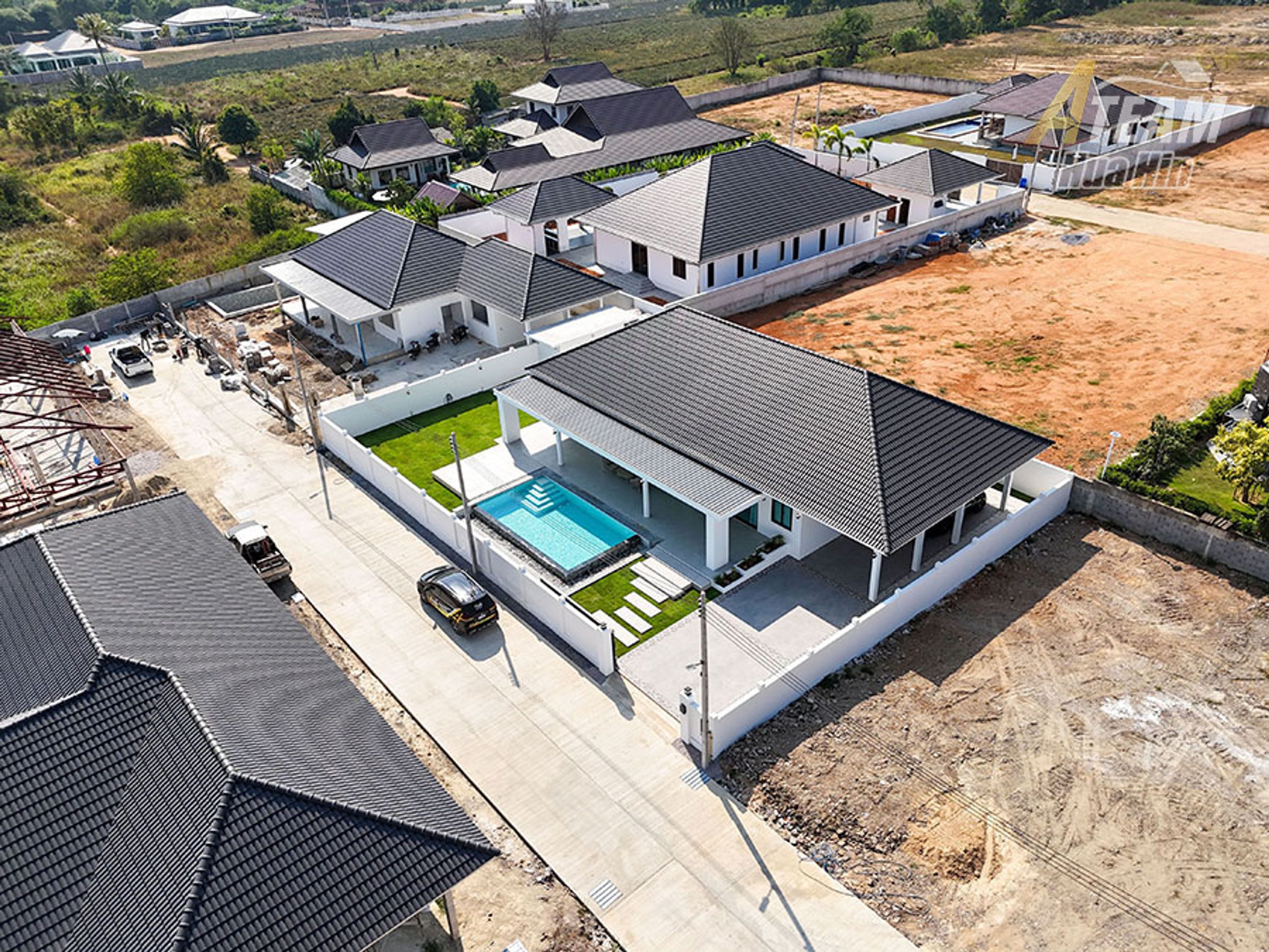 Modern European-Standard Pool Villa for Sale in Wang Pong thumbnail 24