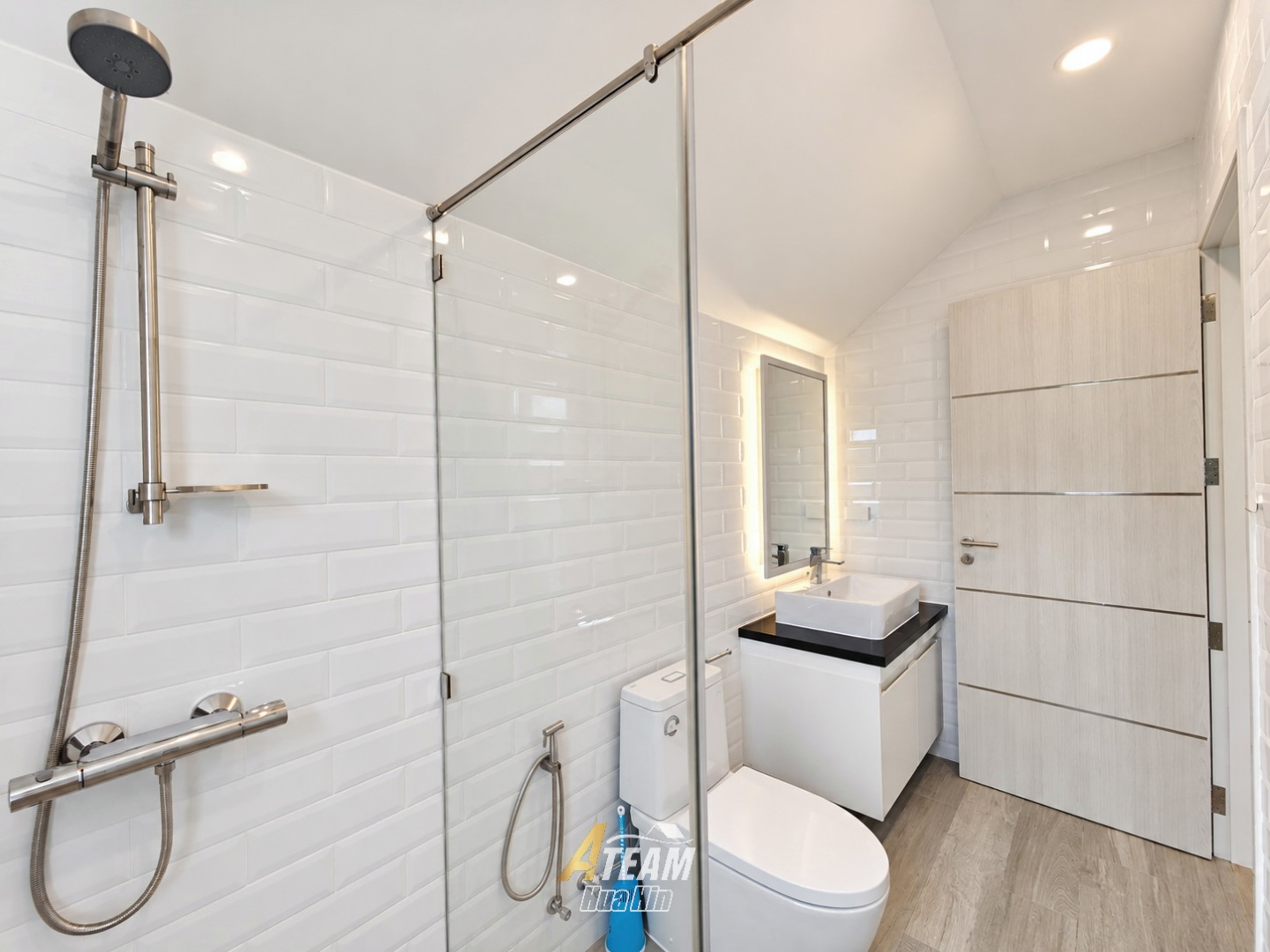 Like-New 3-Bedroom Pool Villa