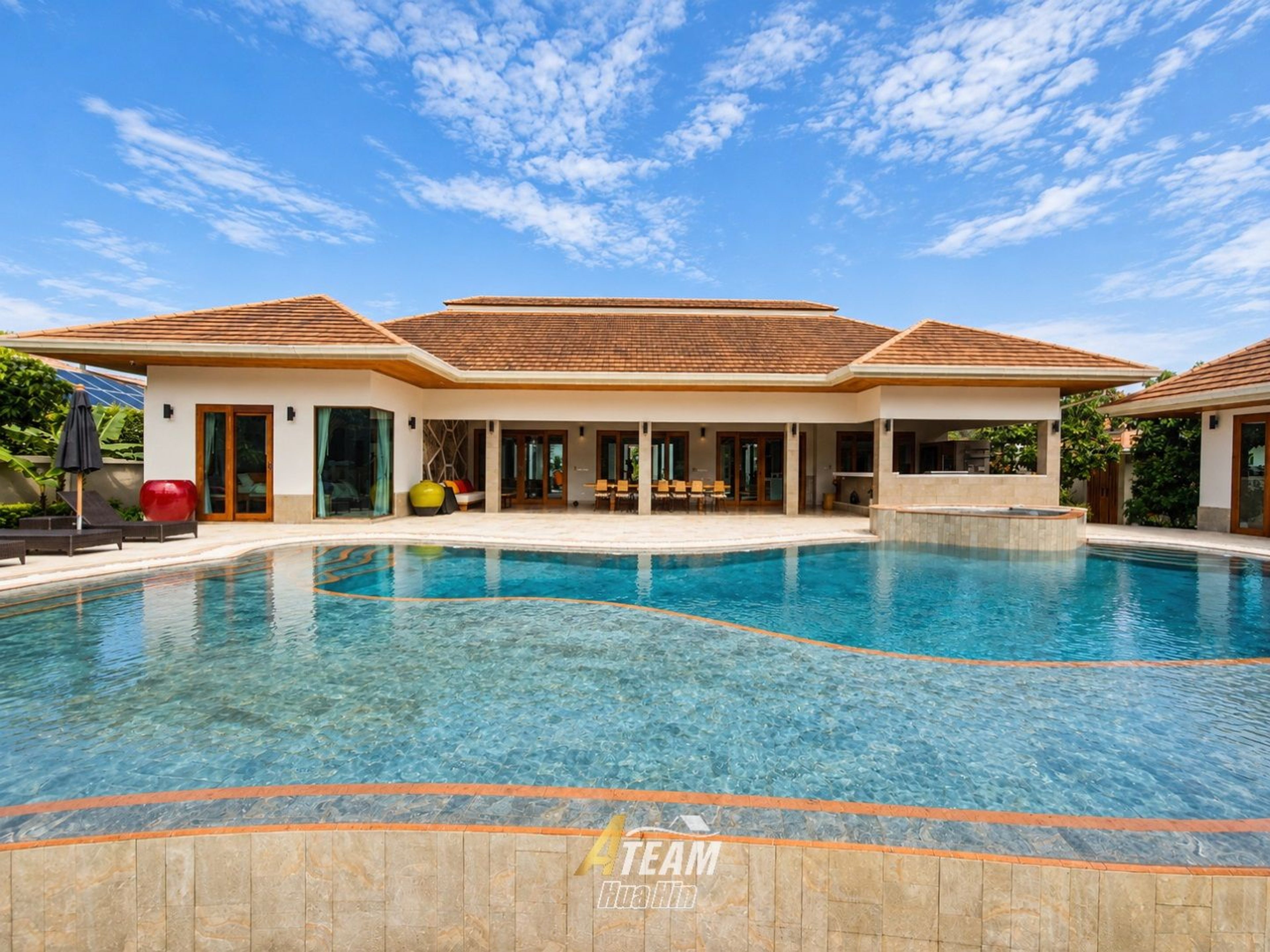 Exceptional 7-Bedroom Pool Villa thumbnail 15