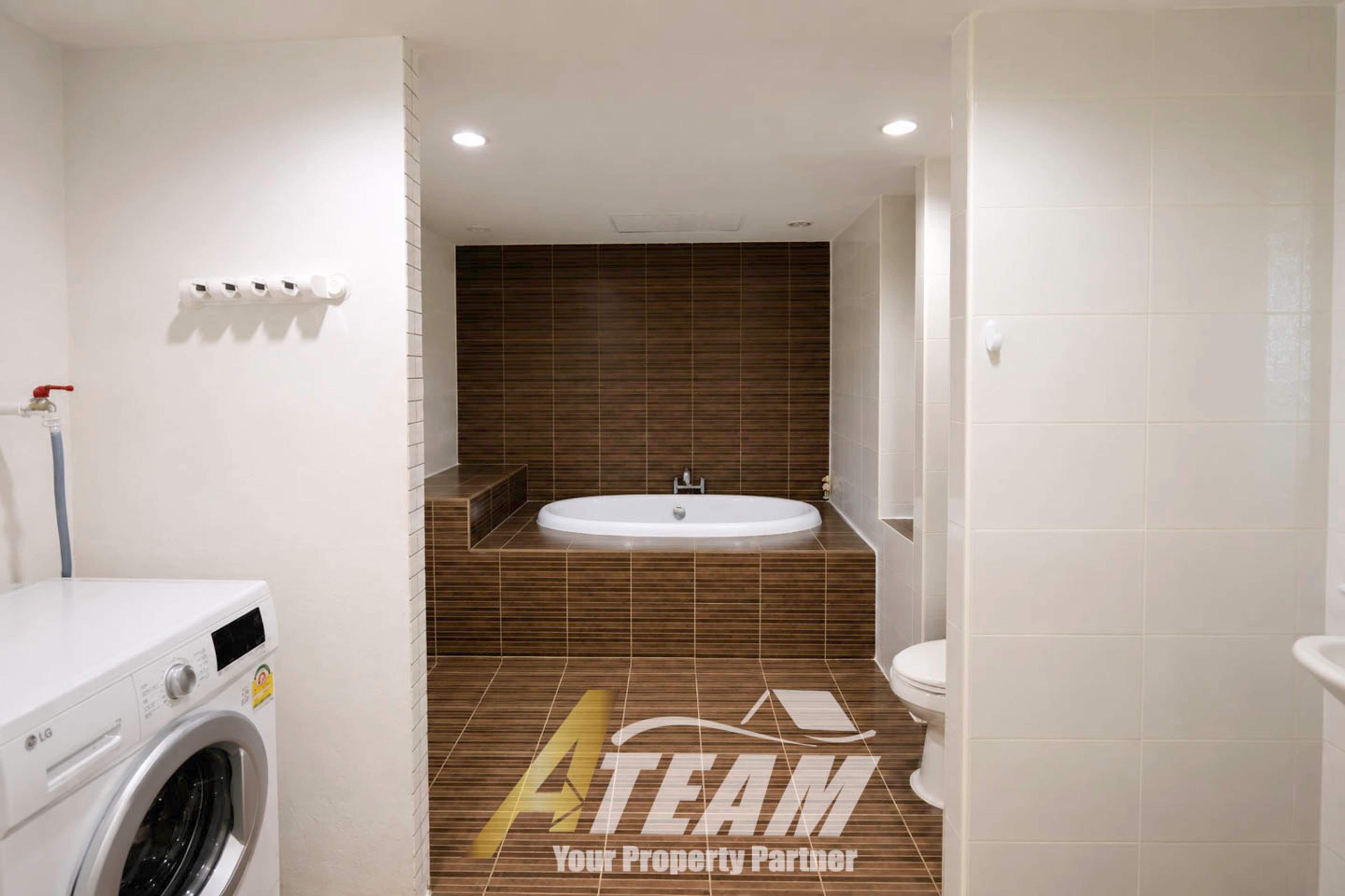 Spacious Corner 1-Bedroom Condo for Sale – The Pride Hua Hin thumbnail 12