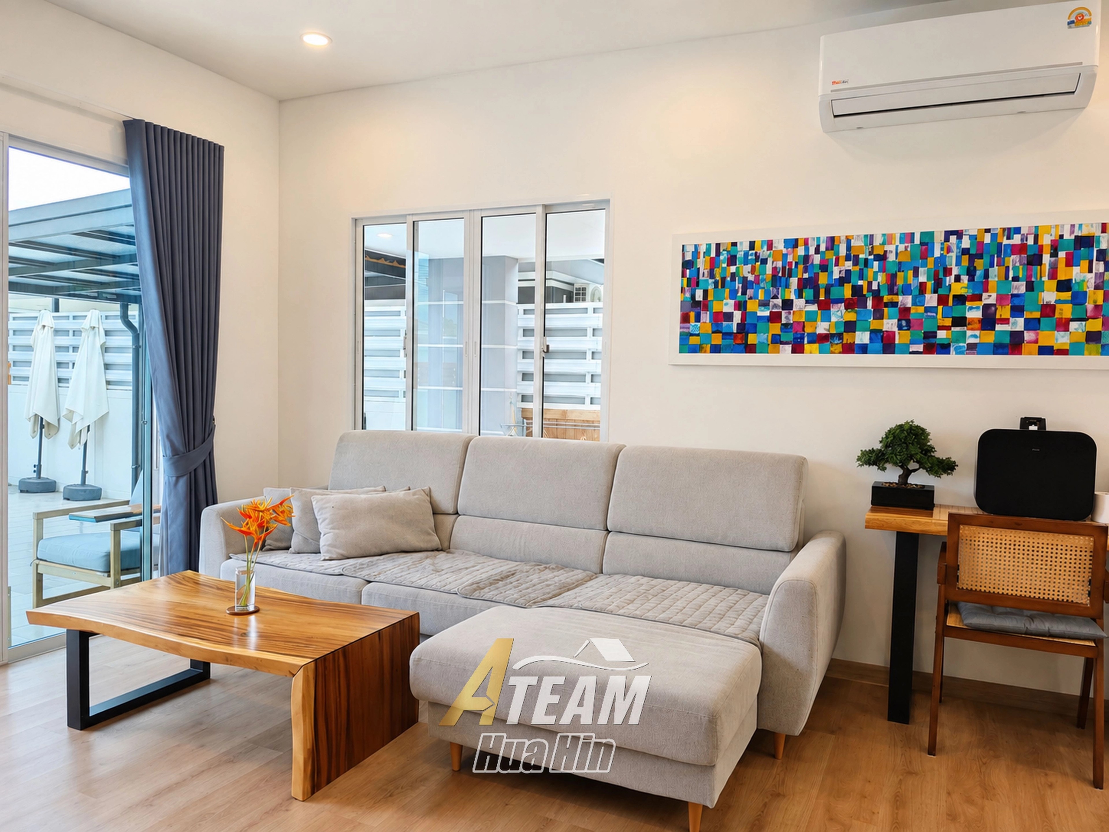 Villa de 2 chambres avec piscine, panneaux solaires et sauna, comme neuve