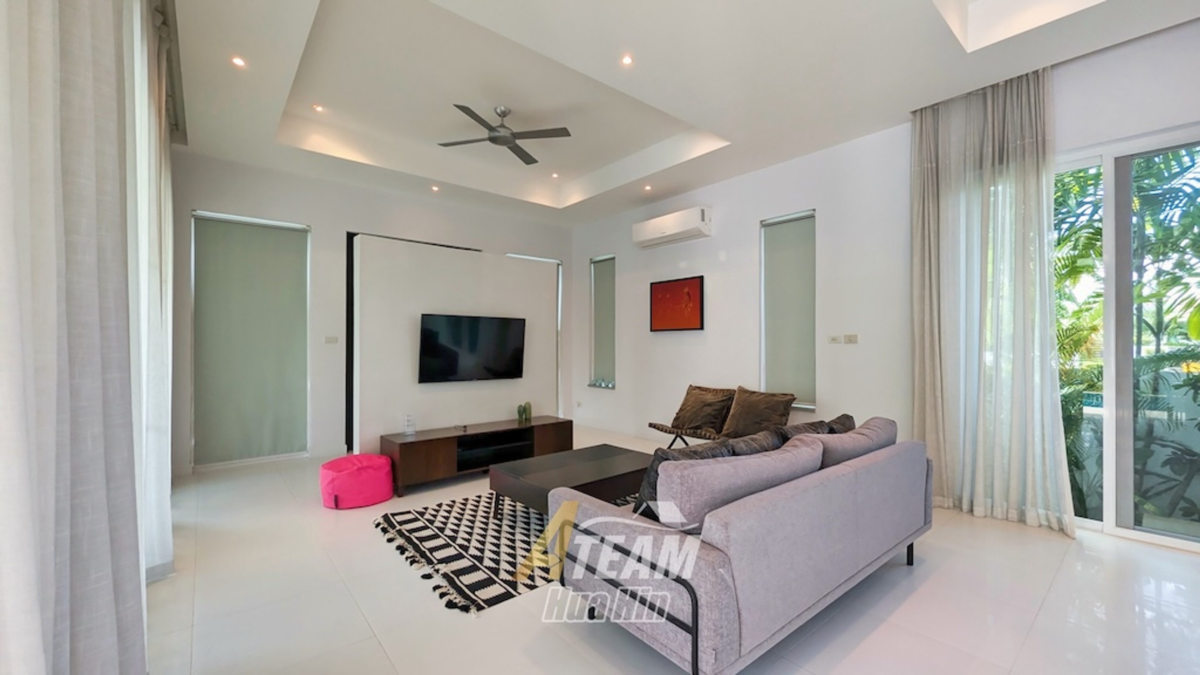 Luxury Pool Villa for rent in Woodland,  Thap Tai  thumbnail 17