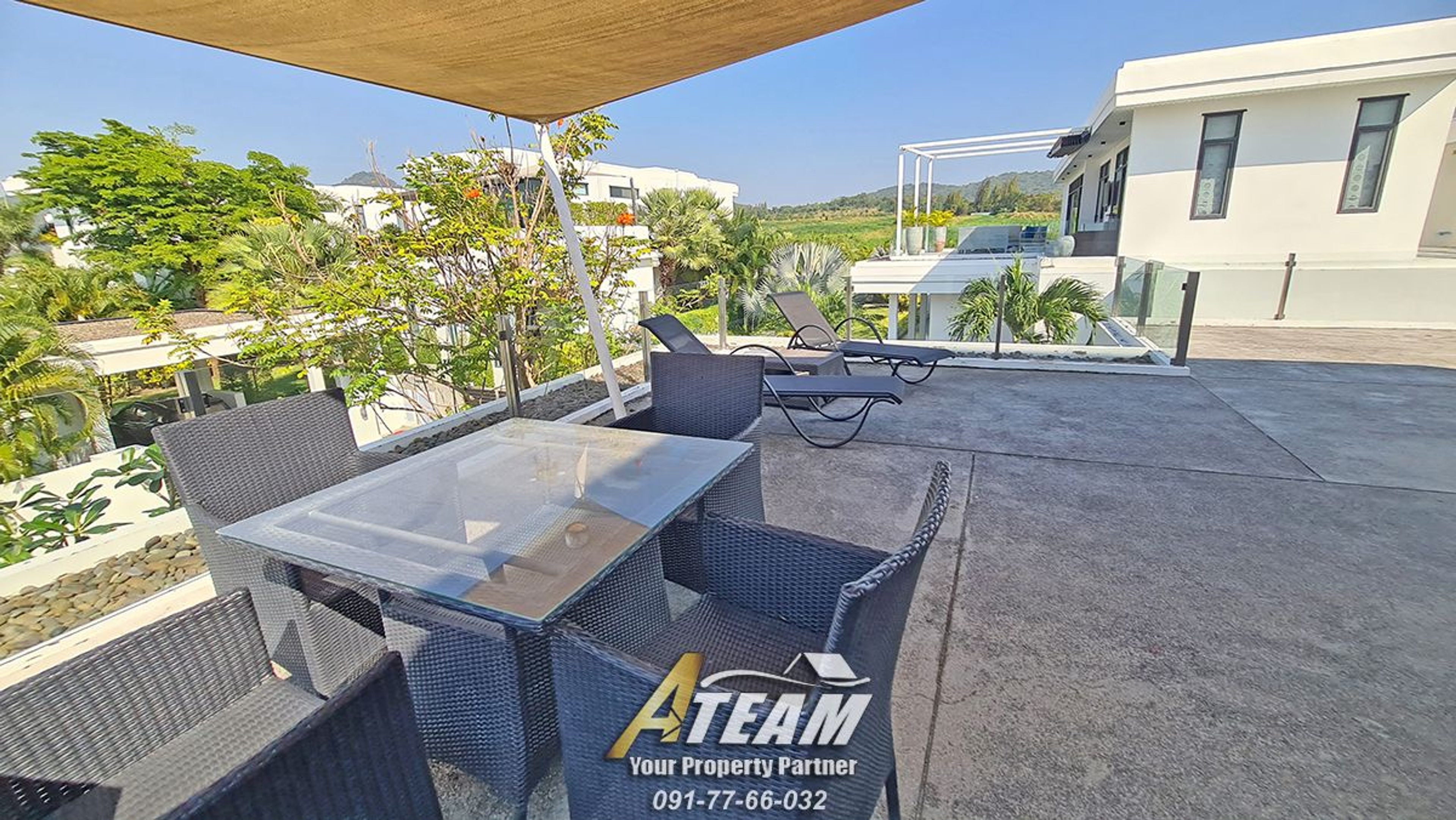 Modern 3 bedroom pool villa In La Lua resort thumbnail 31