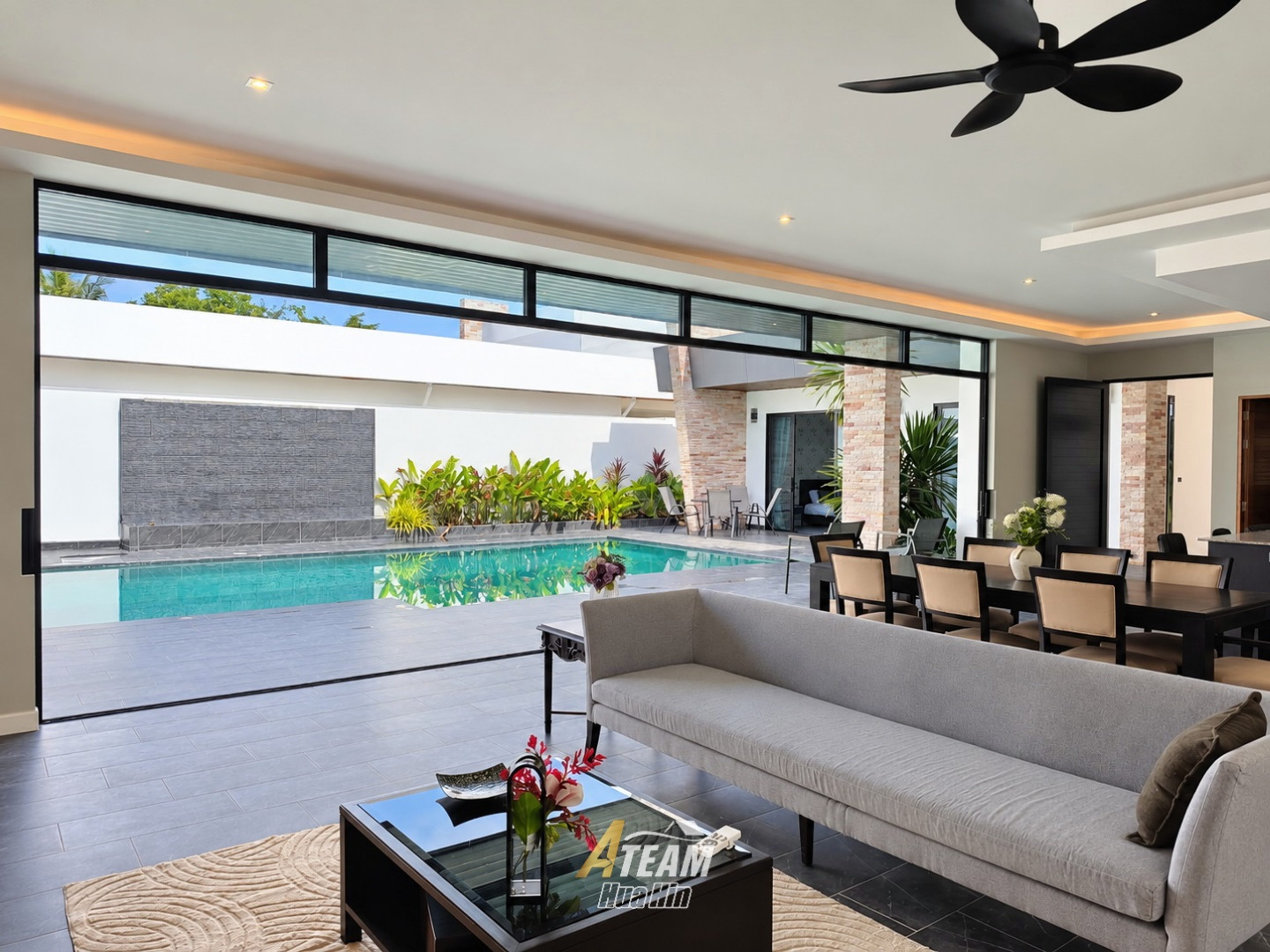 Beautiful Modern New-Build Pool Villa  thumbnail 9