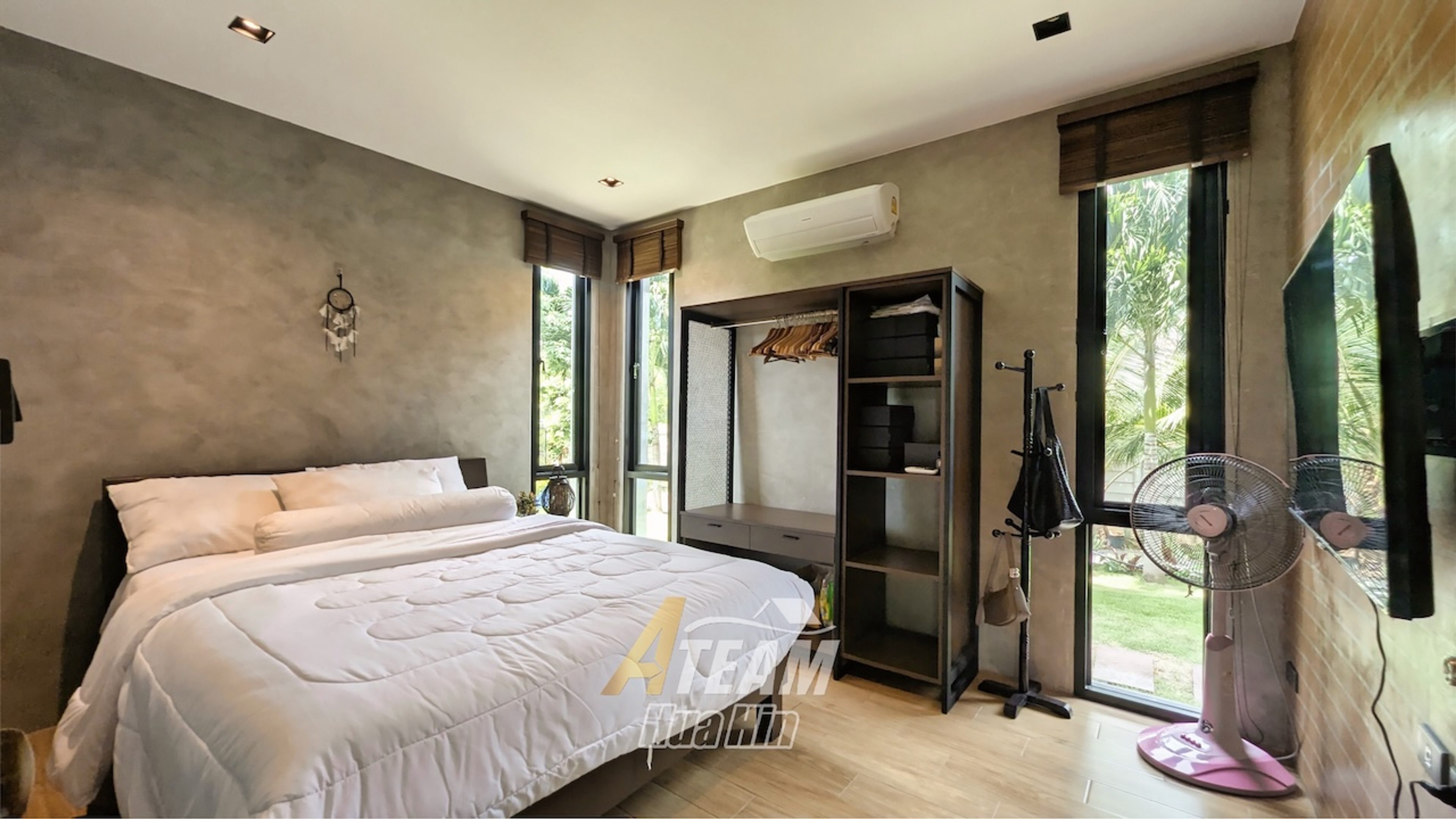 Modern Pool Villa Estate with Guesthouse, Organic Farm & Mountain View thumbnail 13