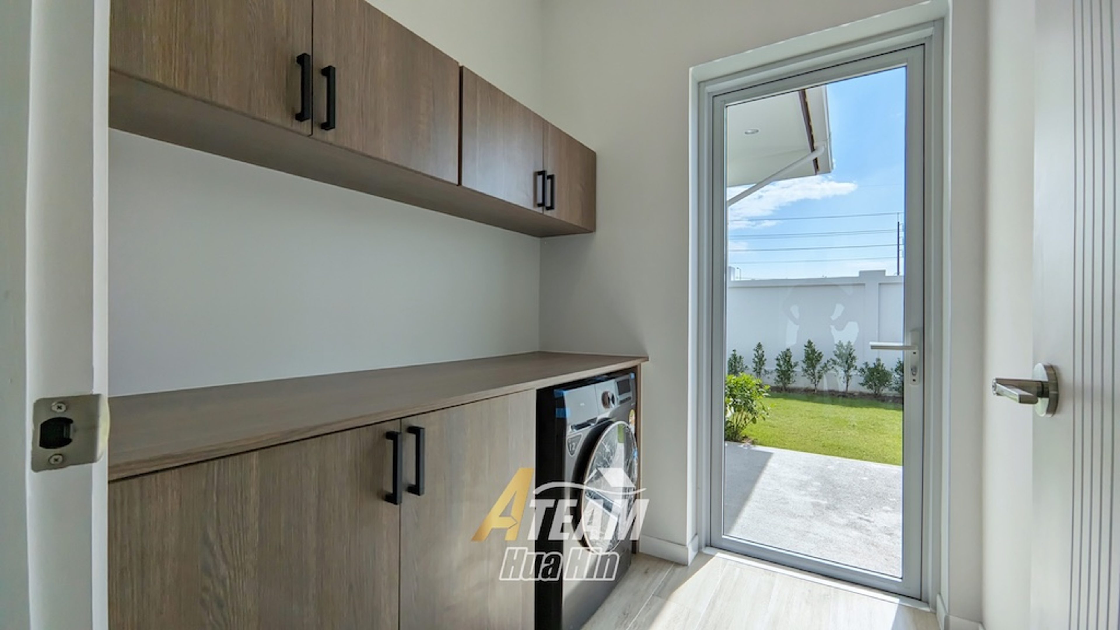 Modern 3 Bed 2 Bath  Pool Villa in convientient location (Type A)  thumbnail 27