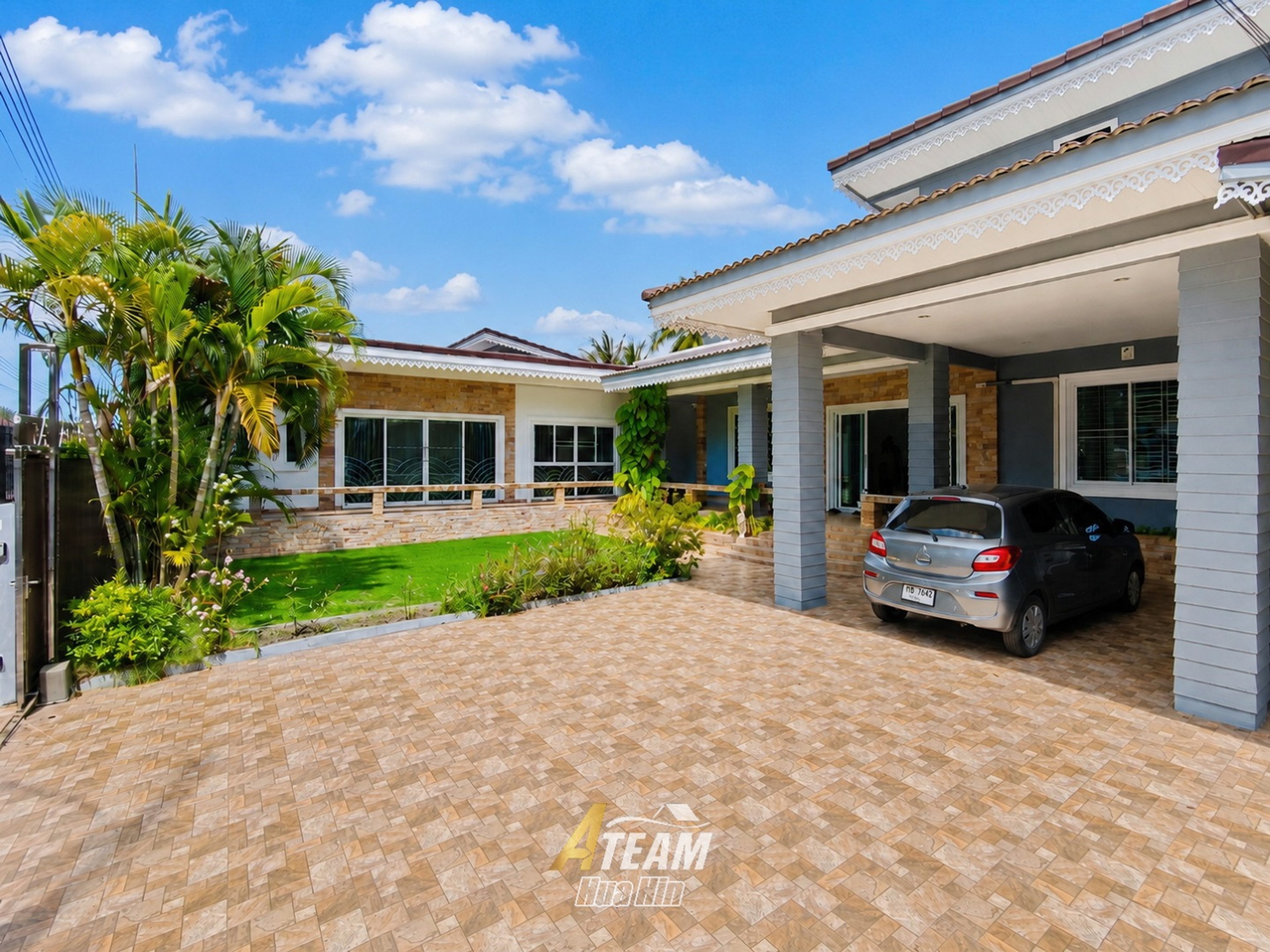 Investment Opportunity 5-Bedroom Near Pak Nam Pran Beach  thumbnail 3