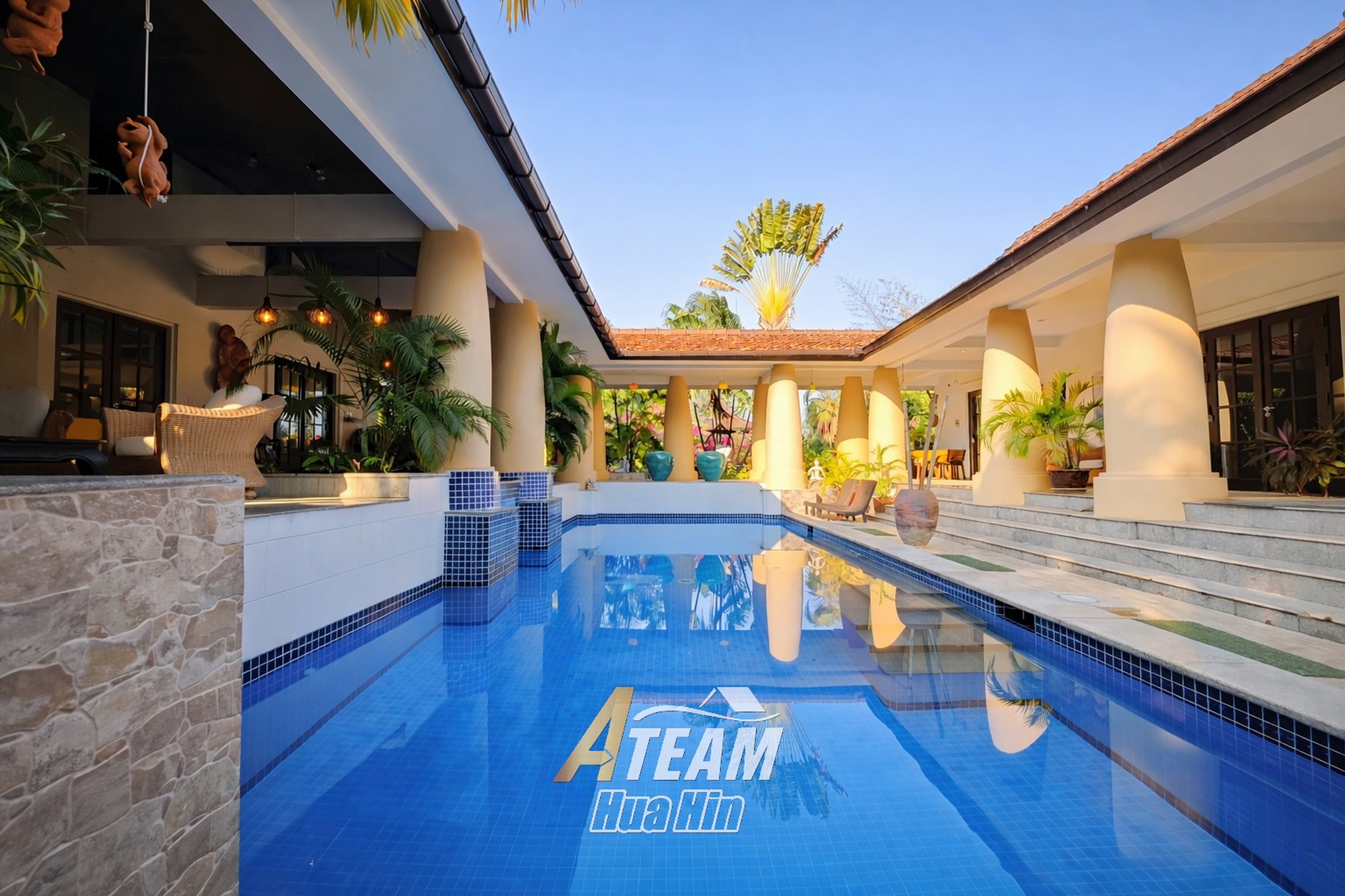 Luxury Tropical Pool Villa in Hua Hin thumbnail 3