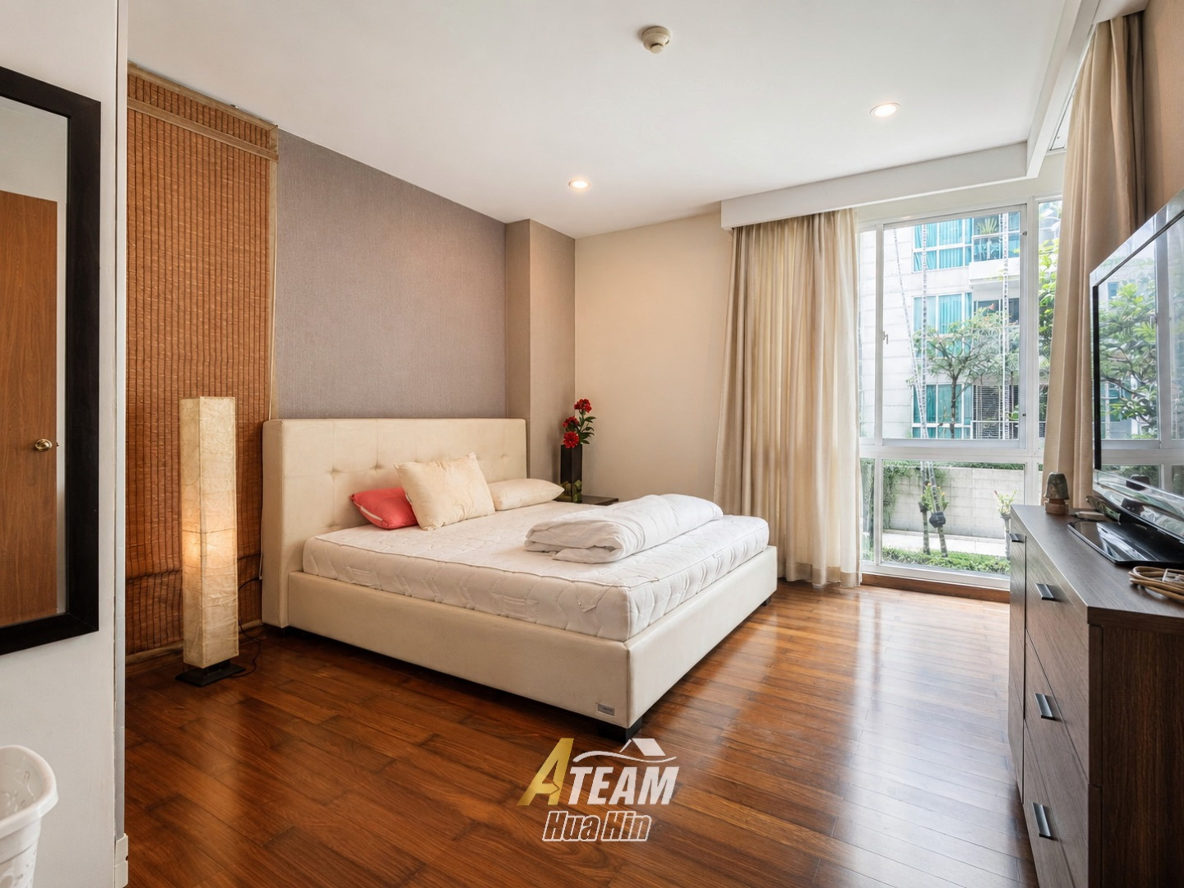 For Rent Spacious 2-Bedroom Condo Near the Beach in Khao Takiab thumbnail 13