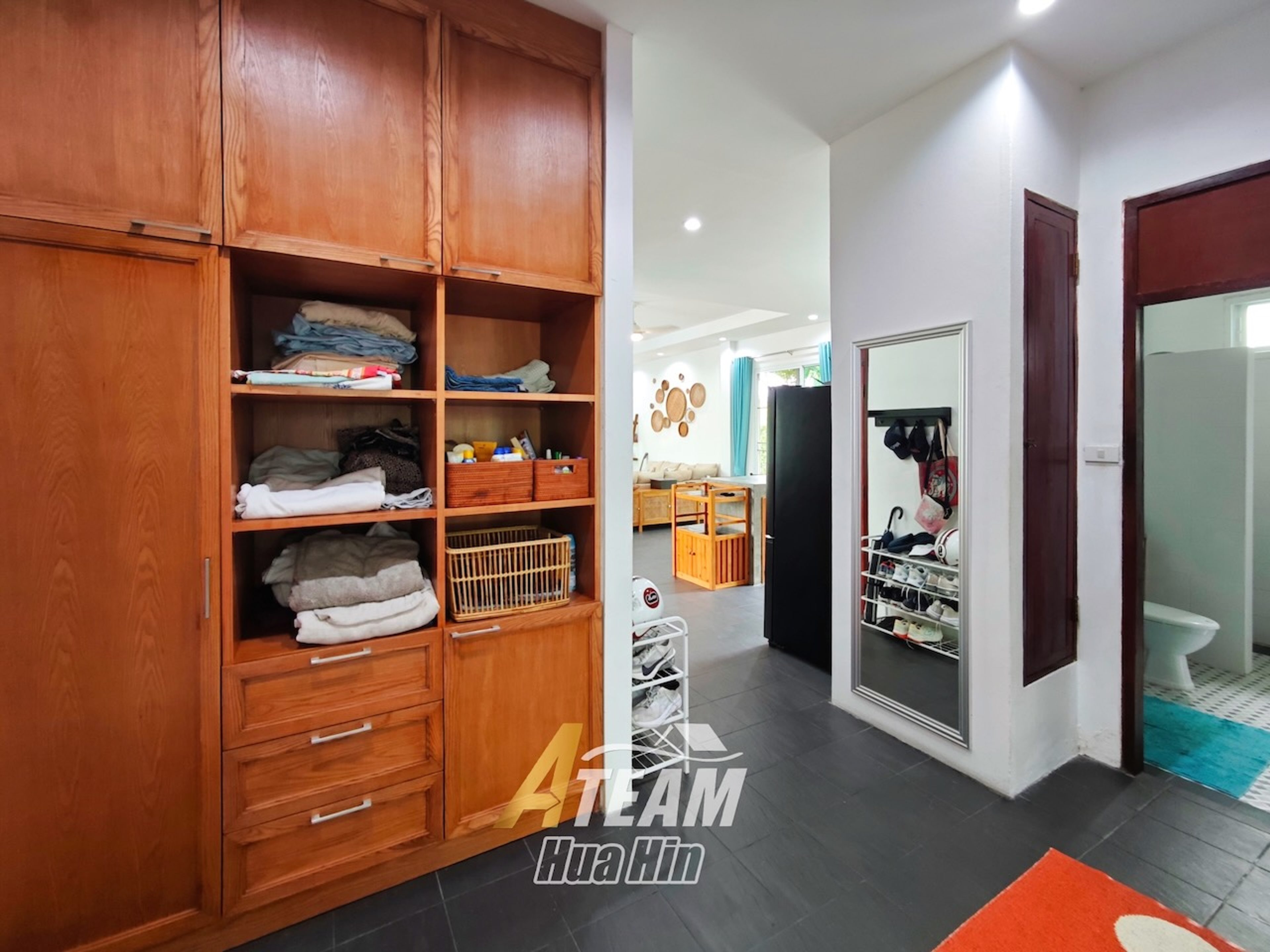 Beautiful Private 3 Bed 2 Bath Pool Villa in Hua Hin Soi 102 thumbnail 13