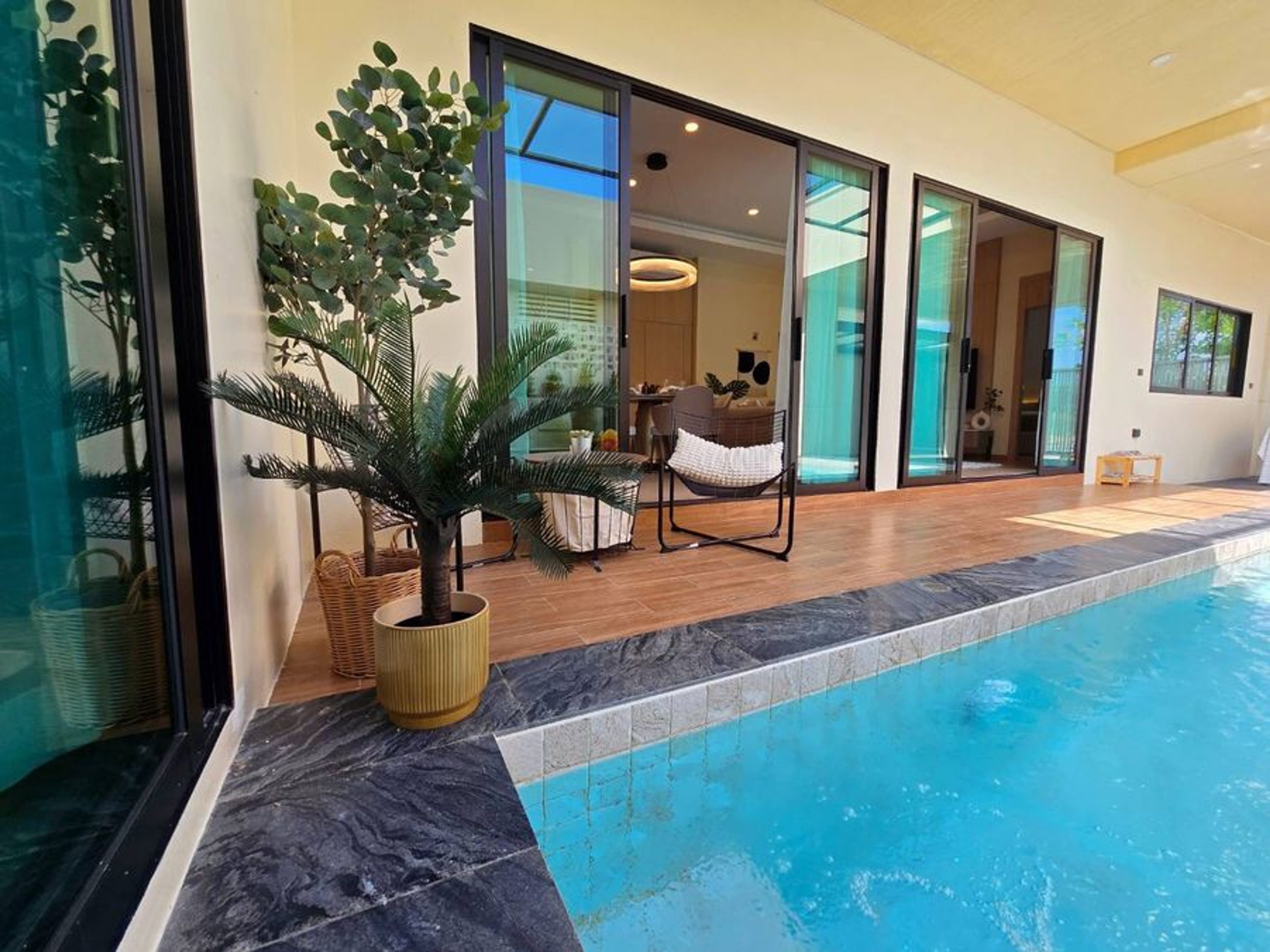 Ocean Oasis thumbnail 15