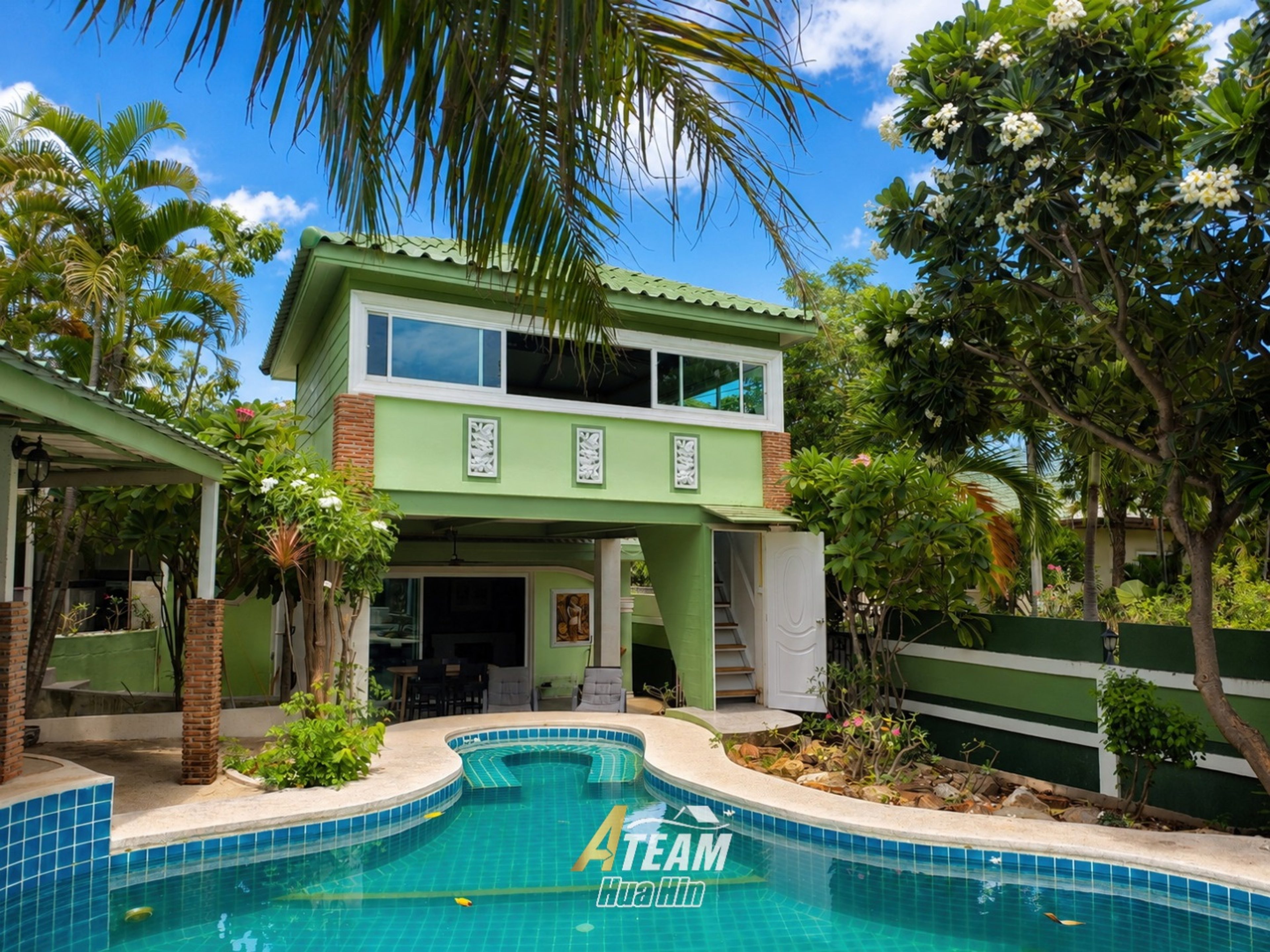 Unique Renovation Opportunity at Stuart Park with Mountain Views thumbnail 21