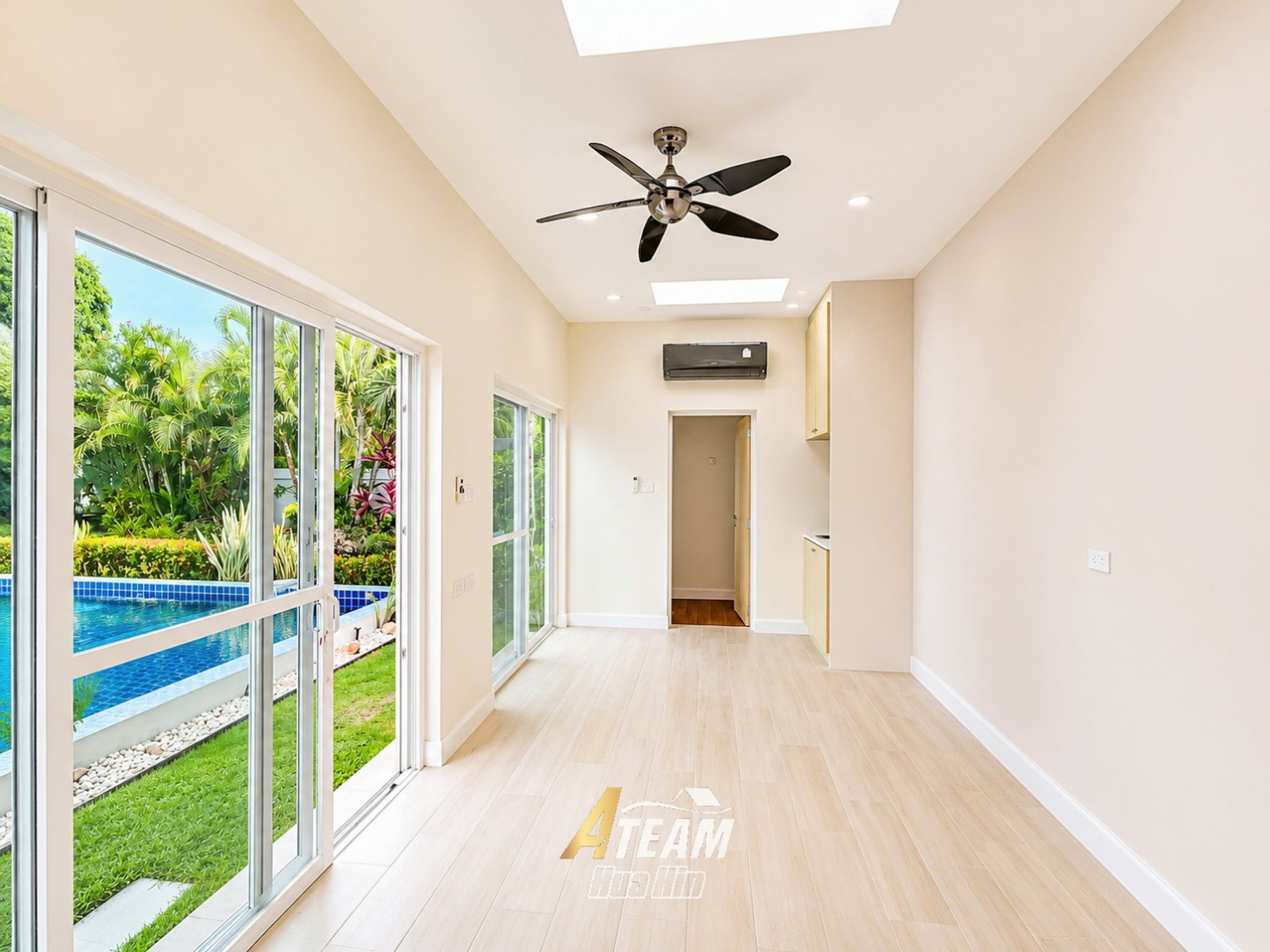 Beautiful Smart Pool Villa for Sale in Soi 112, Thap Tai thumbnail 26