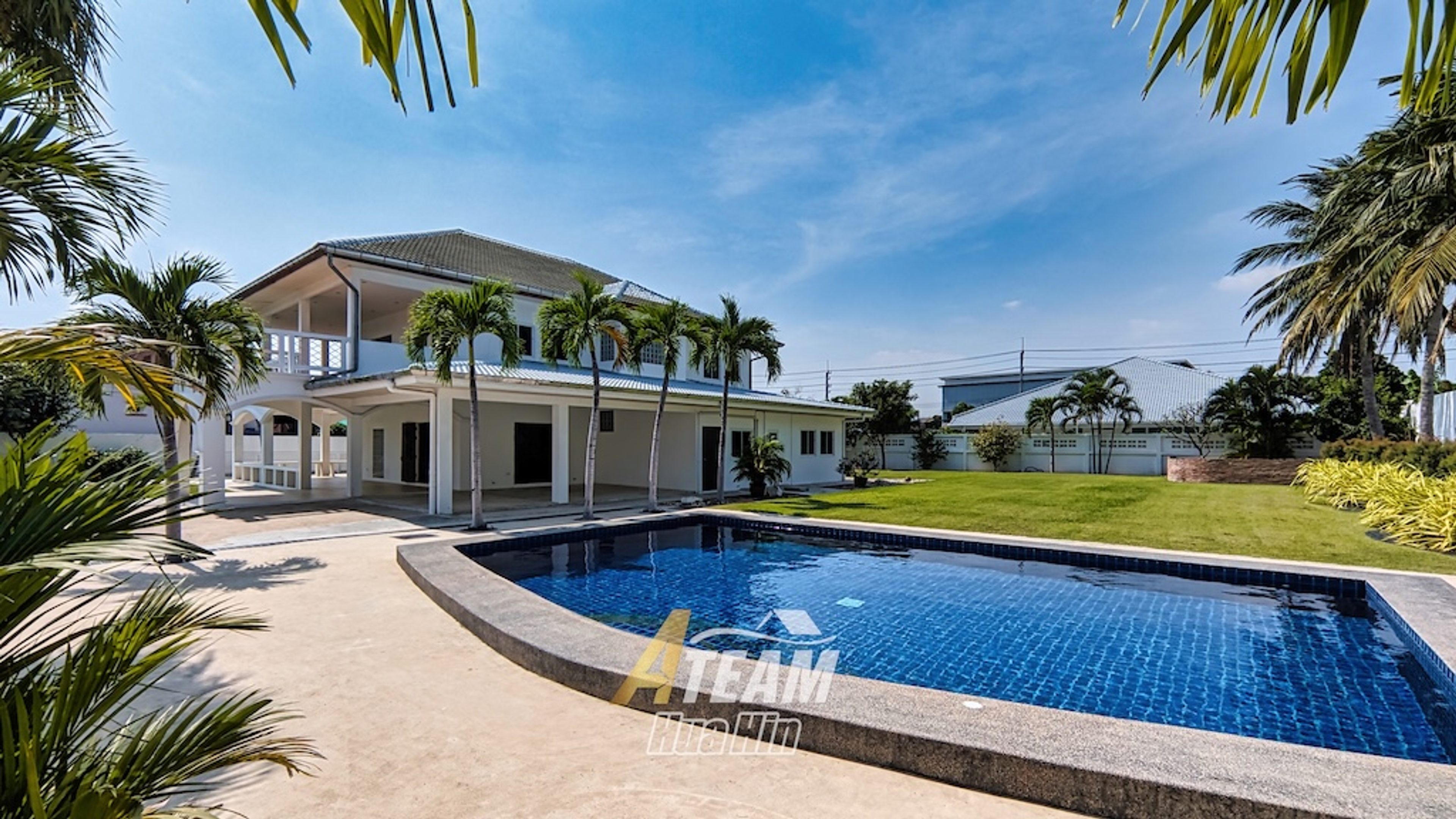 Apartment / Condo For Sale - 0 - 5 Bedrooms - 4 Bathrooms - Price ฿25,