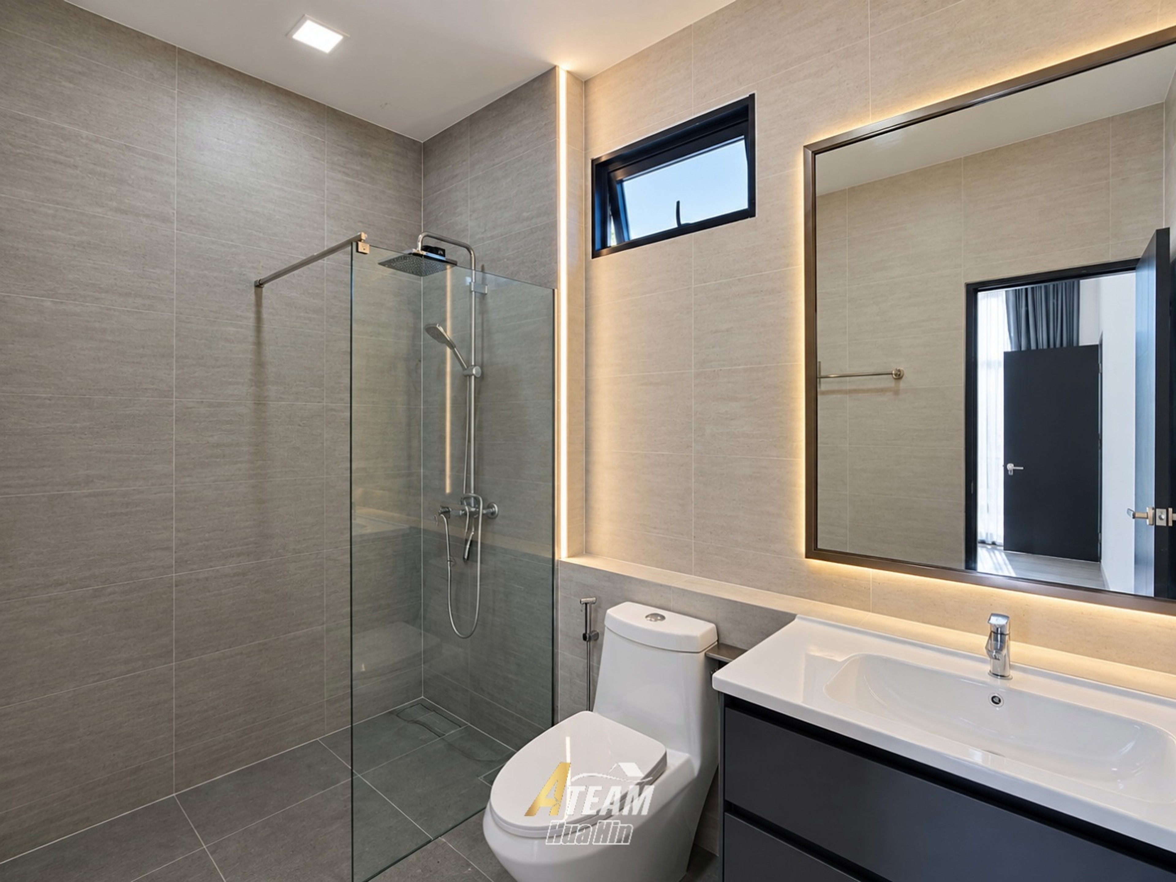 Exceptional Contemporary 4 Bedroom Villa in Nong Khon