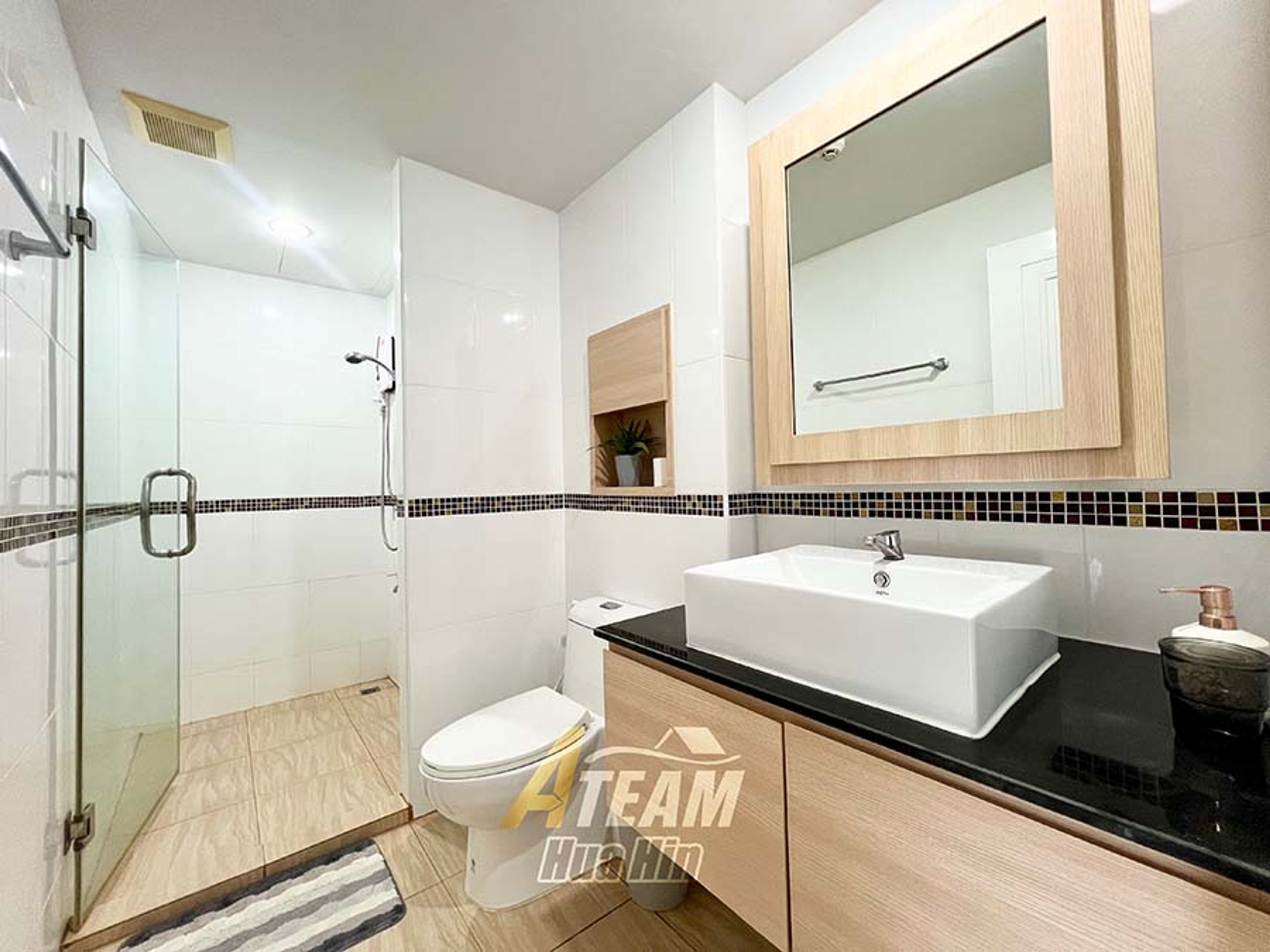1 Bedroom Condo on top floor for rent at The 88 Condo  thumbnail 5