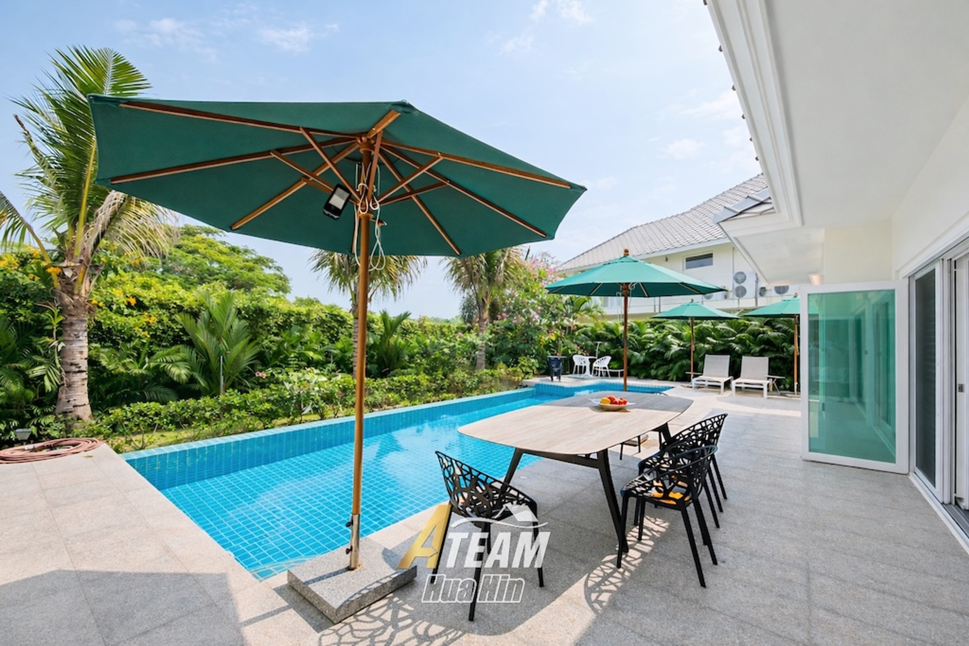 Modern 3 Bed 3 Bath Pool Villa at Black Mountain Golf Club thumbnail 2