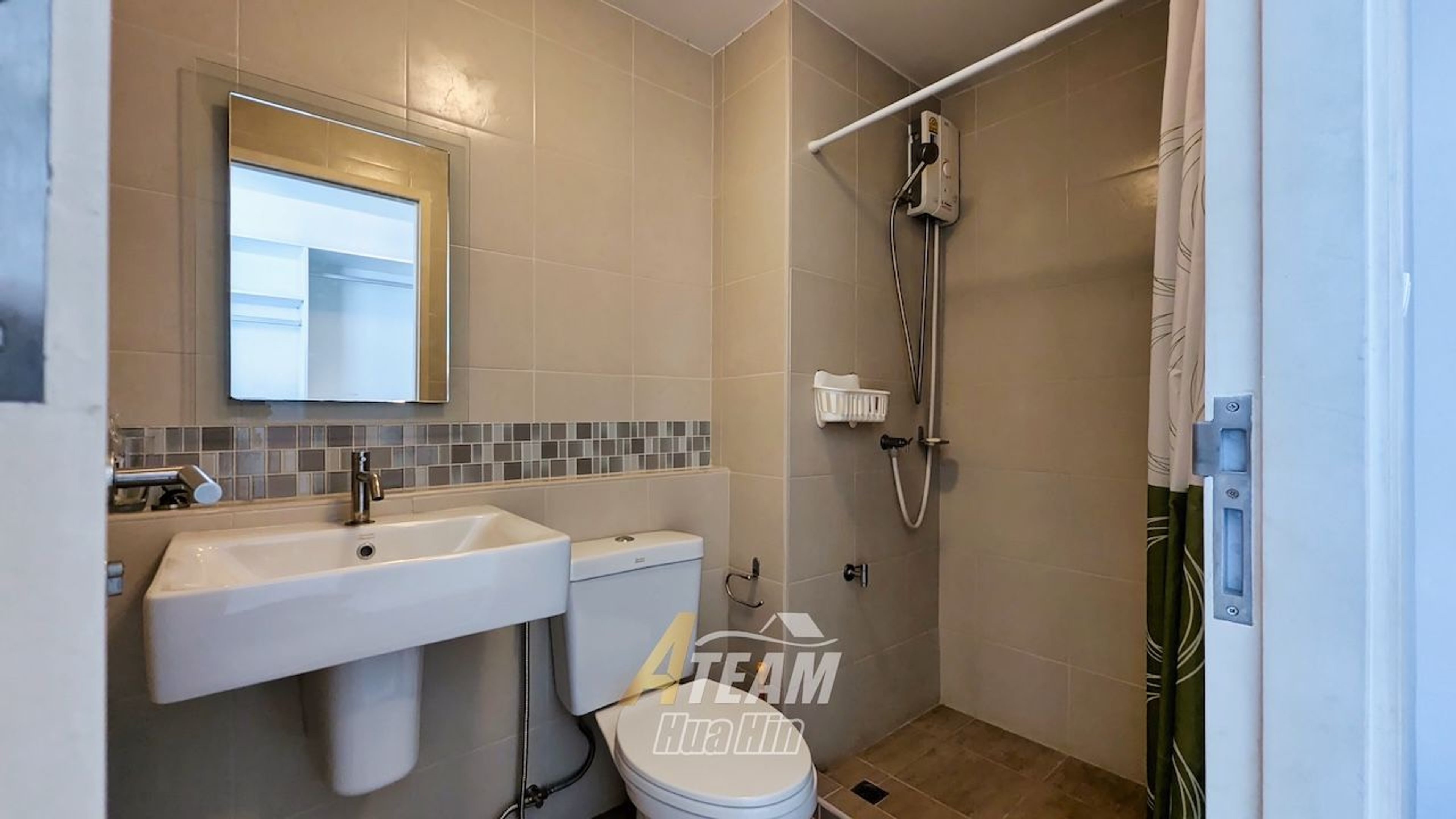 2-Bedroom Condo for Sale at Baan Koo Kiang Hua Hin thumbnail 9