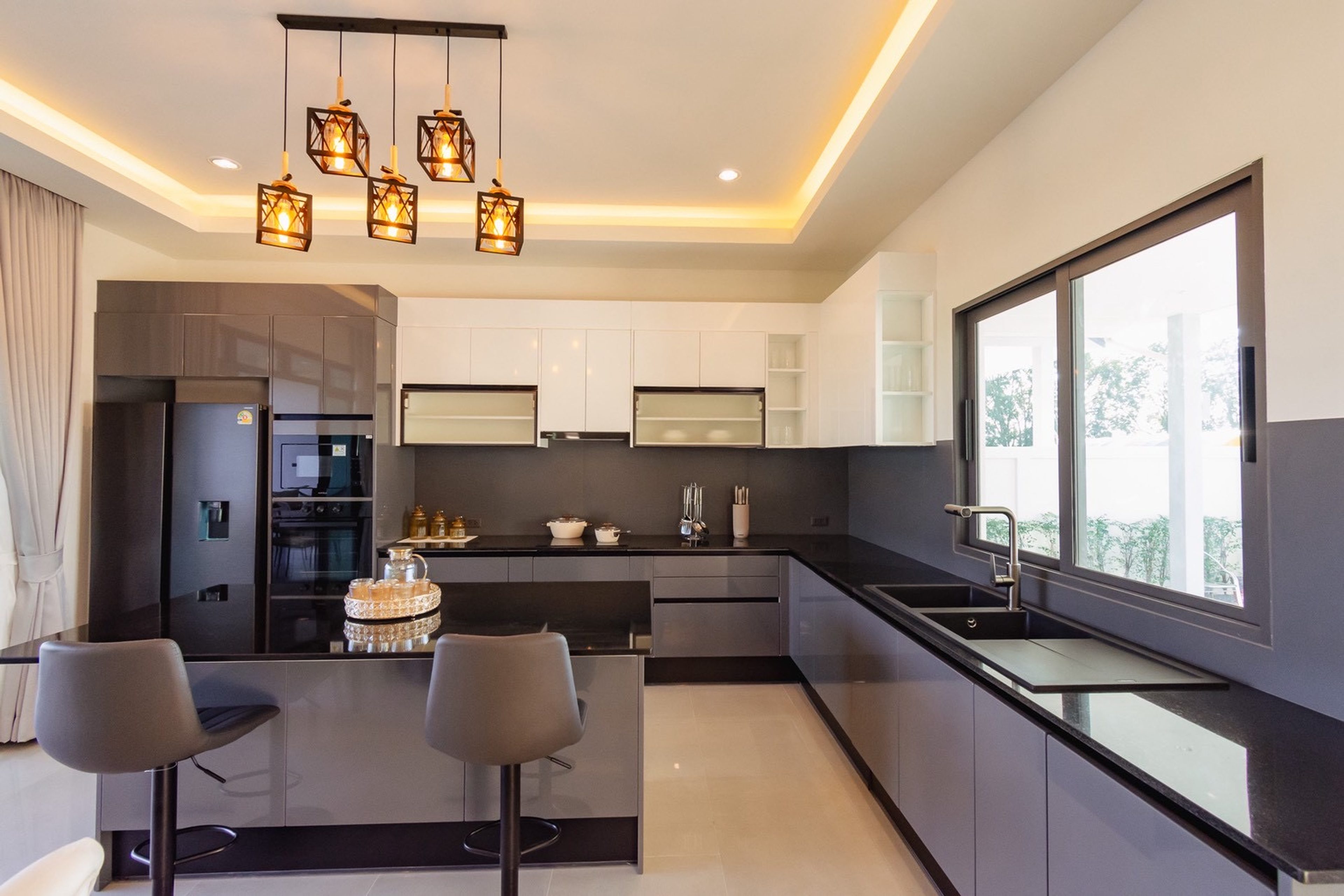 Modern 3 Bedroom  Luxury Pool Villas on Soi 112 thumbnail 9