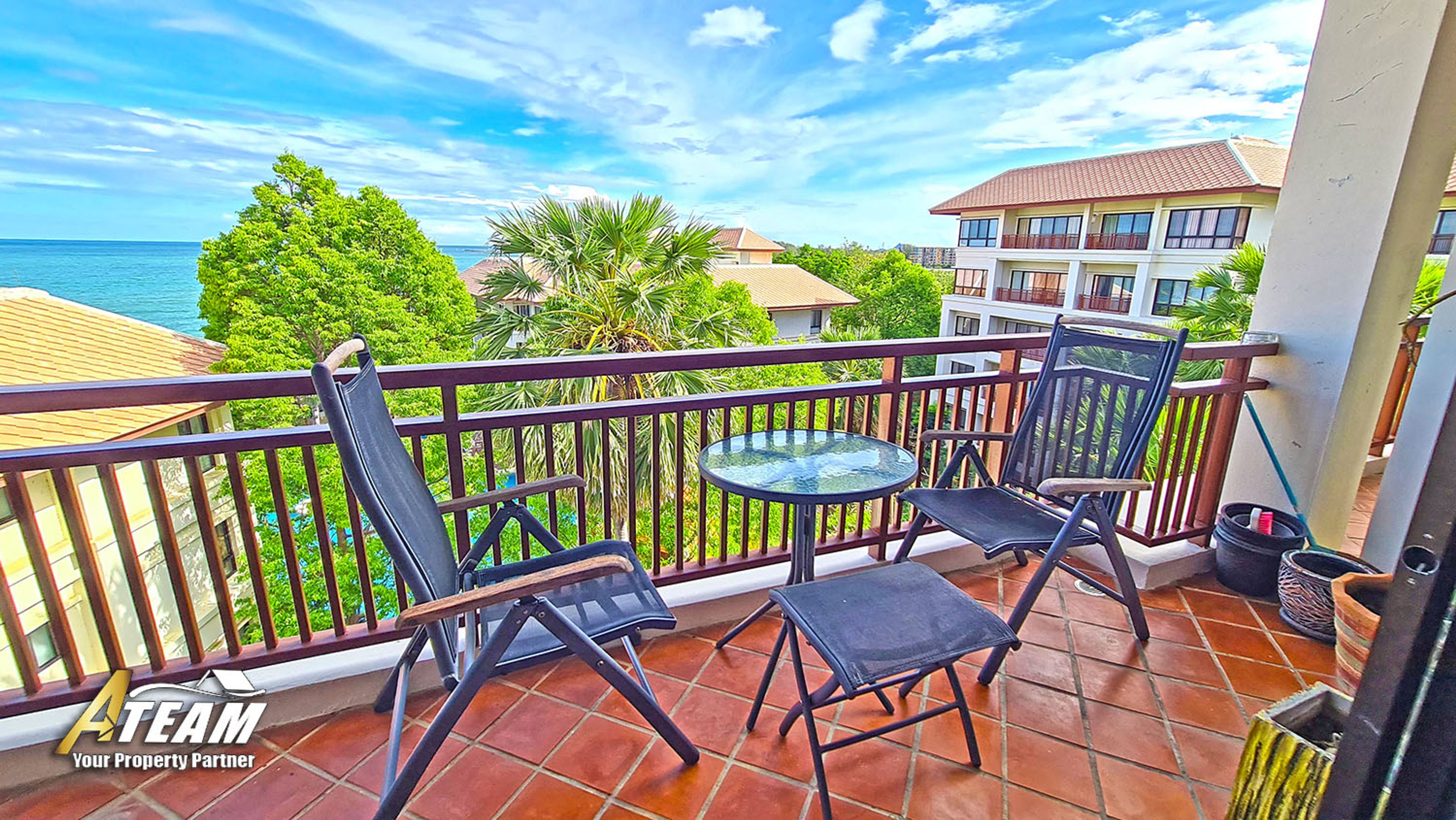 Beachfront sea view condo in Khao Tao, Santipura thumbnail 28