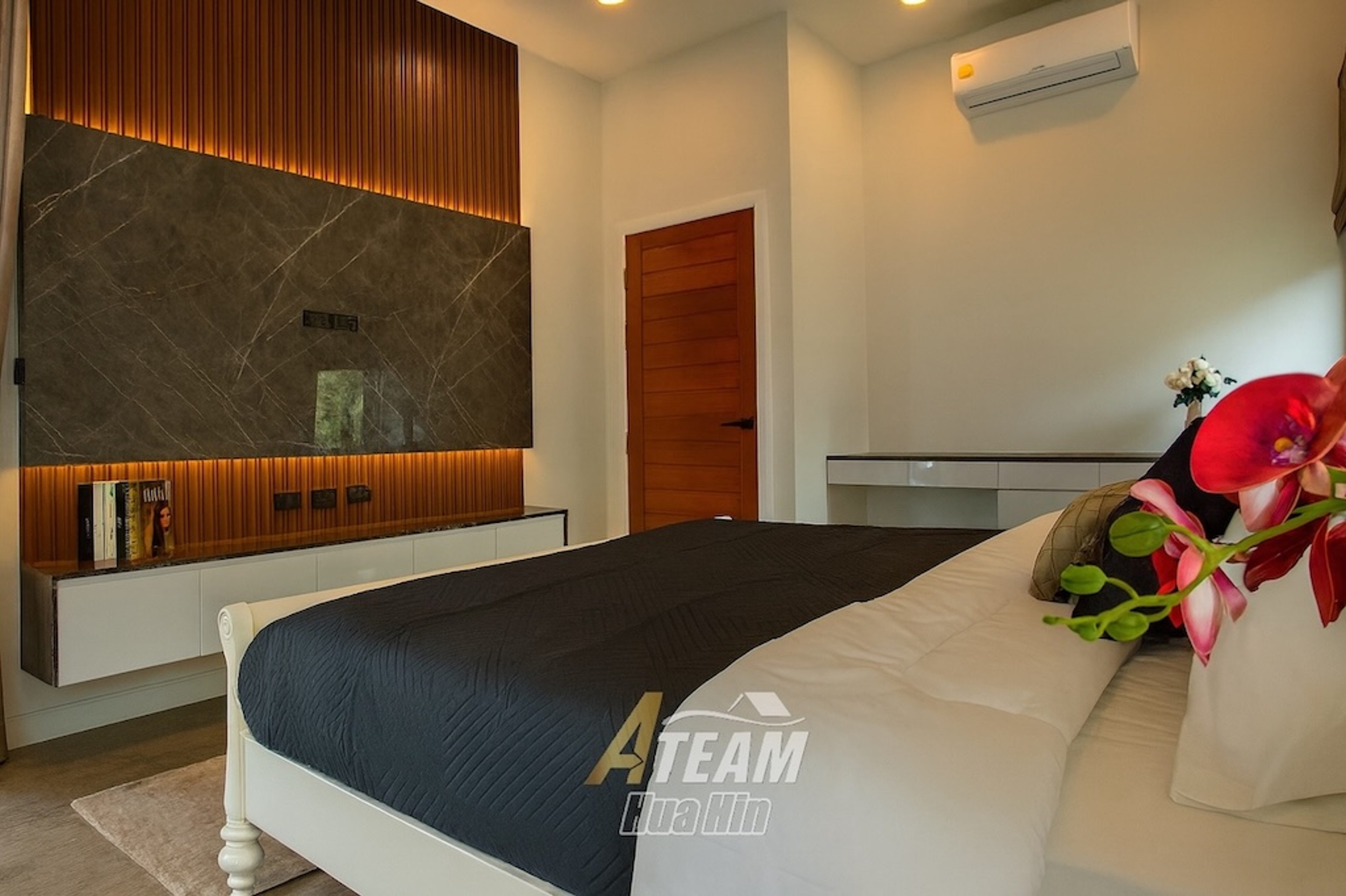 4 Bed 4 Bath Luxury Living at The Pyne – Hua Hin thumbnail 13