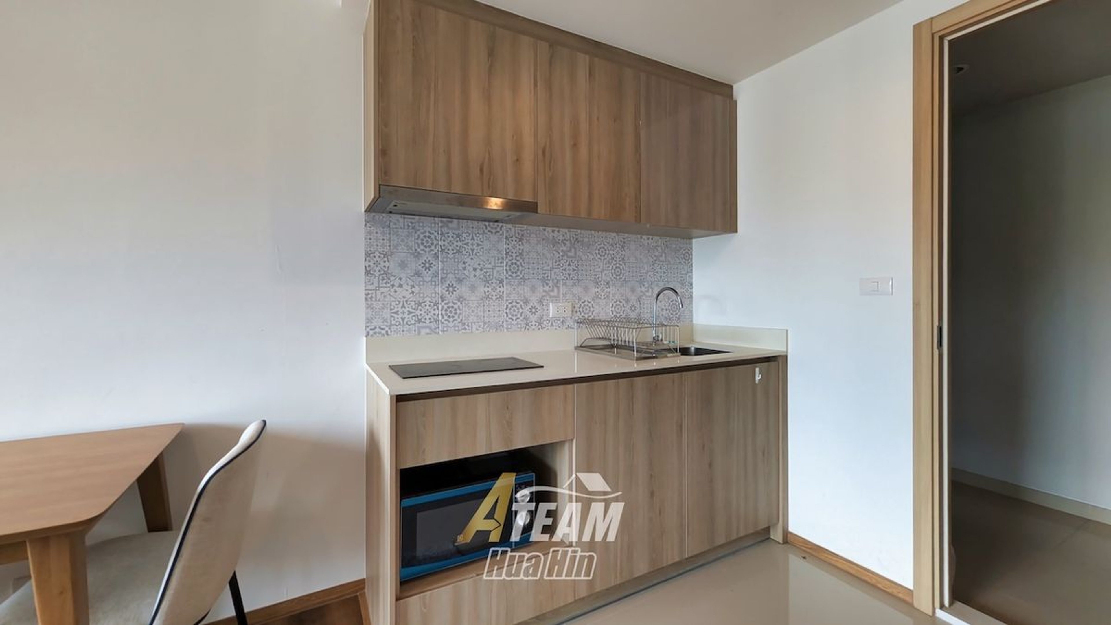 La Habana – Top Floor seaview 1 Bed for rent thumbnail 12