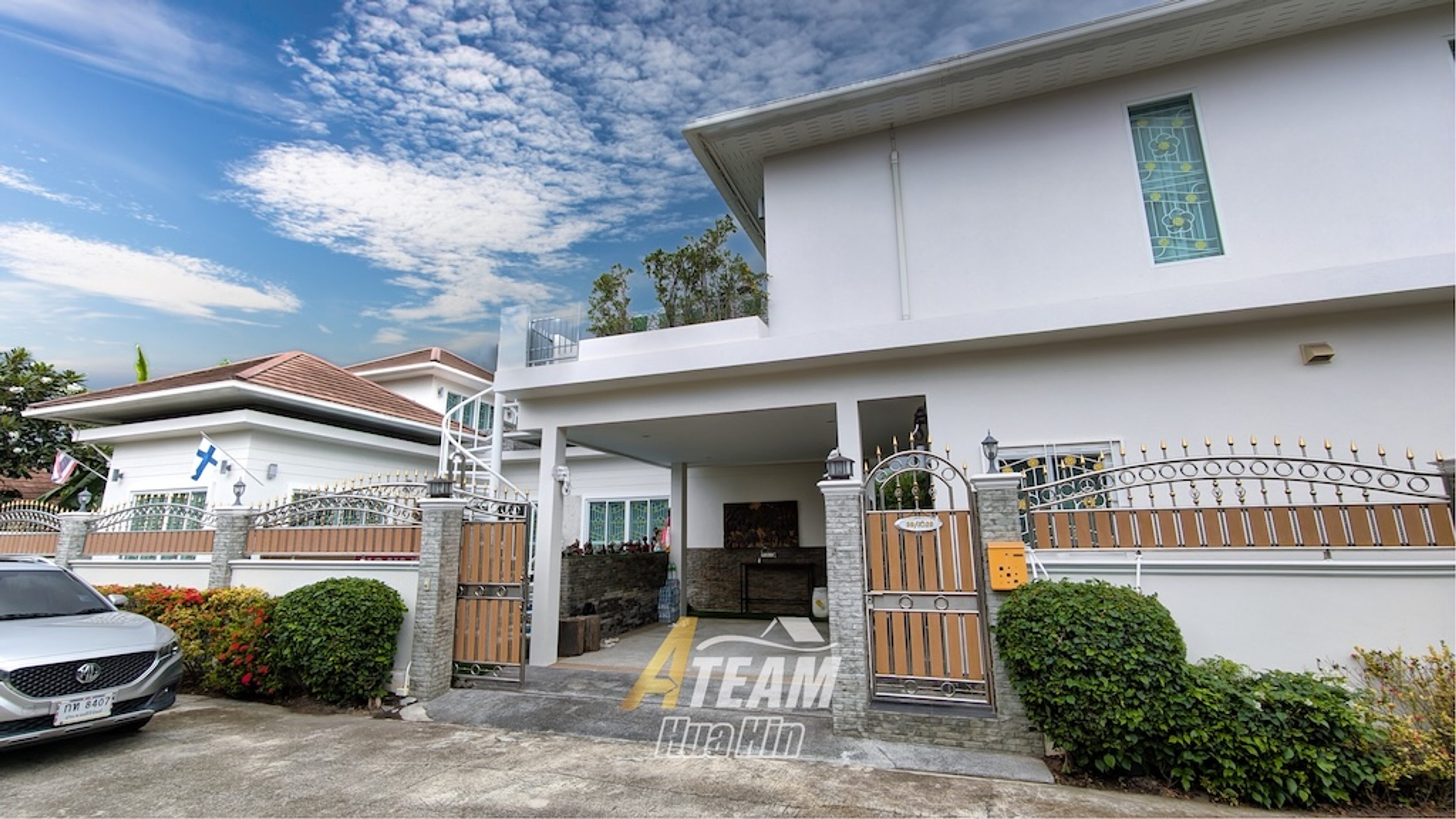 La Sierra Modern Villa – 5 Bedroom plus Finnish Sauna in Hua Hin Soi 1 thumbnail 2