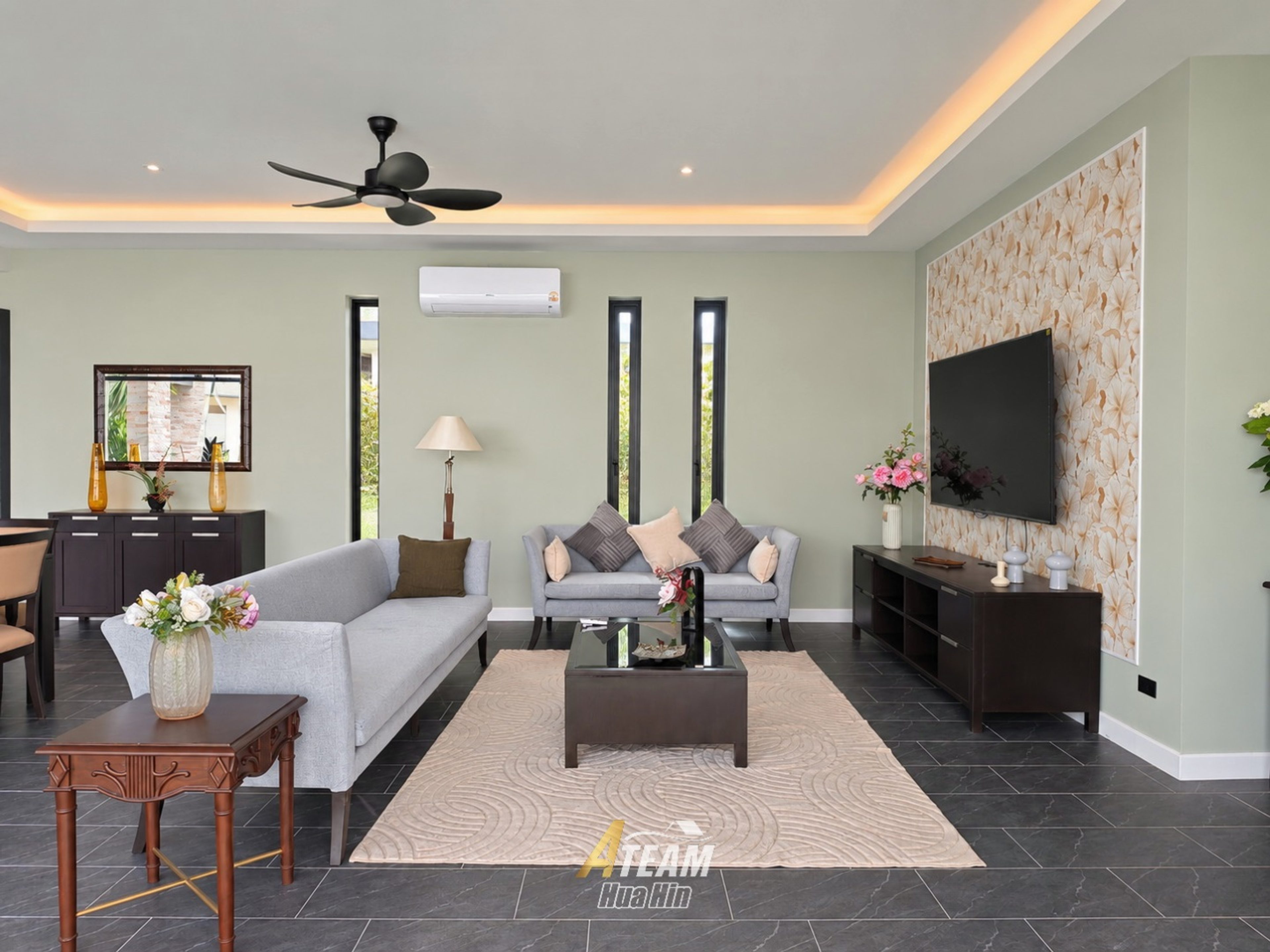 Beautiful Modern New-Build Pool Villa  thumbnail 11