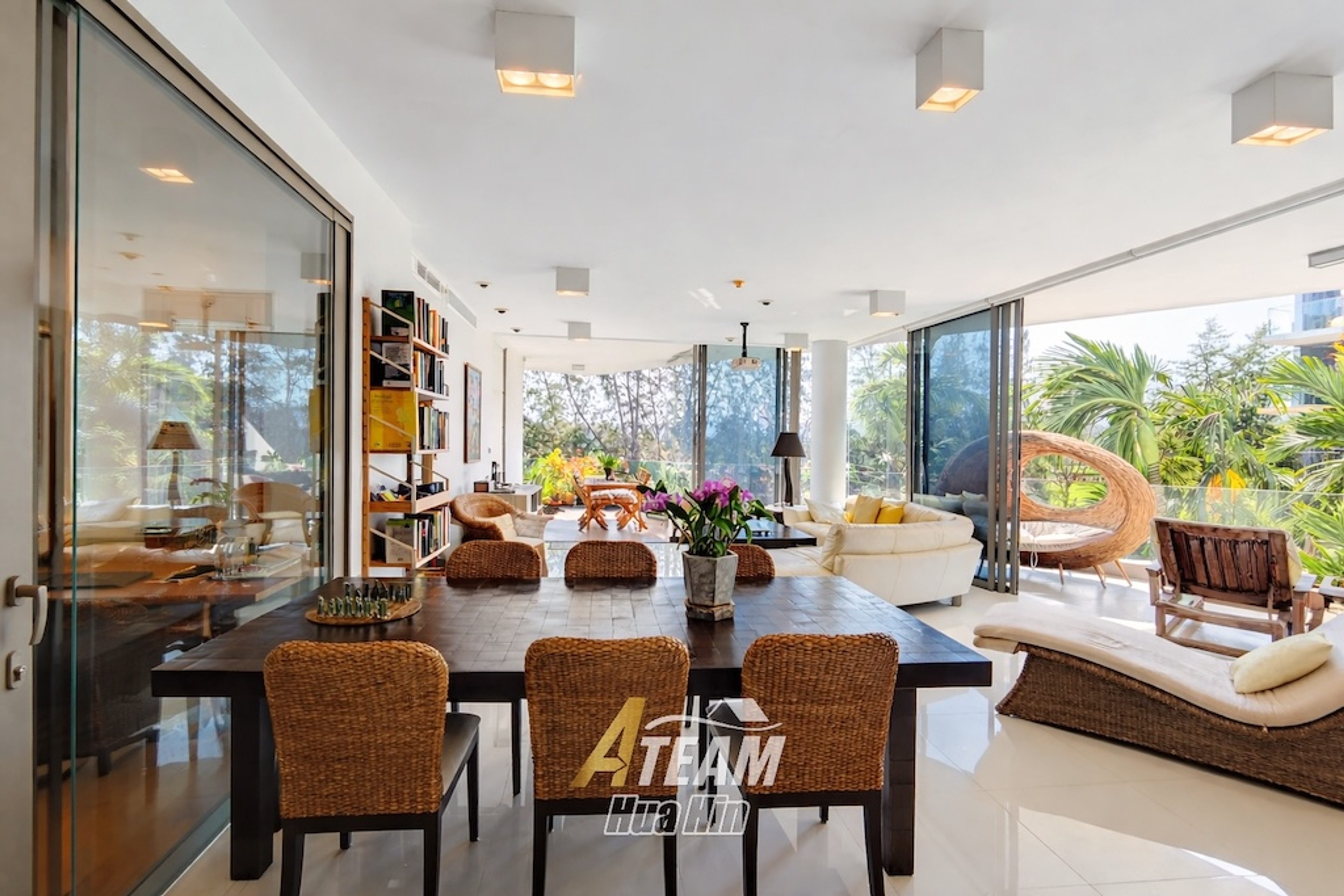 Luxury Top-Floor Sea & Golf View Condo at The Pine Hua Hin thumbnail 13