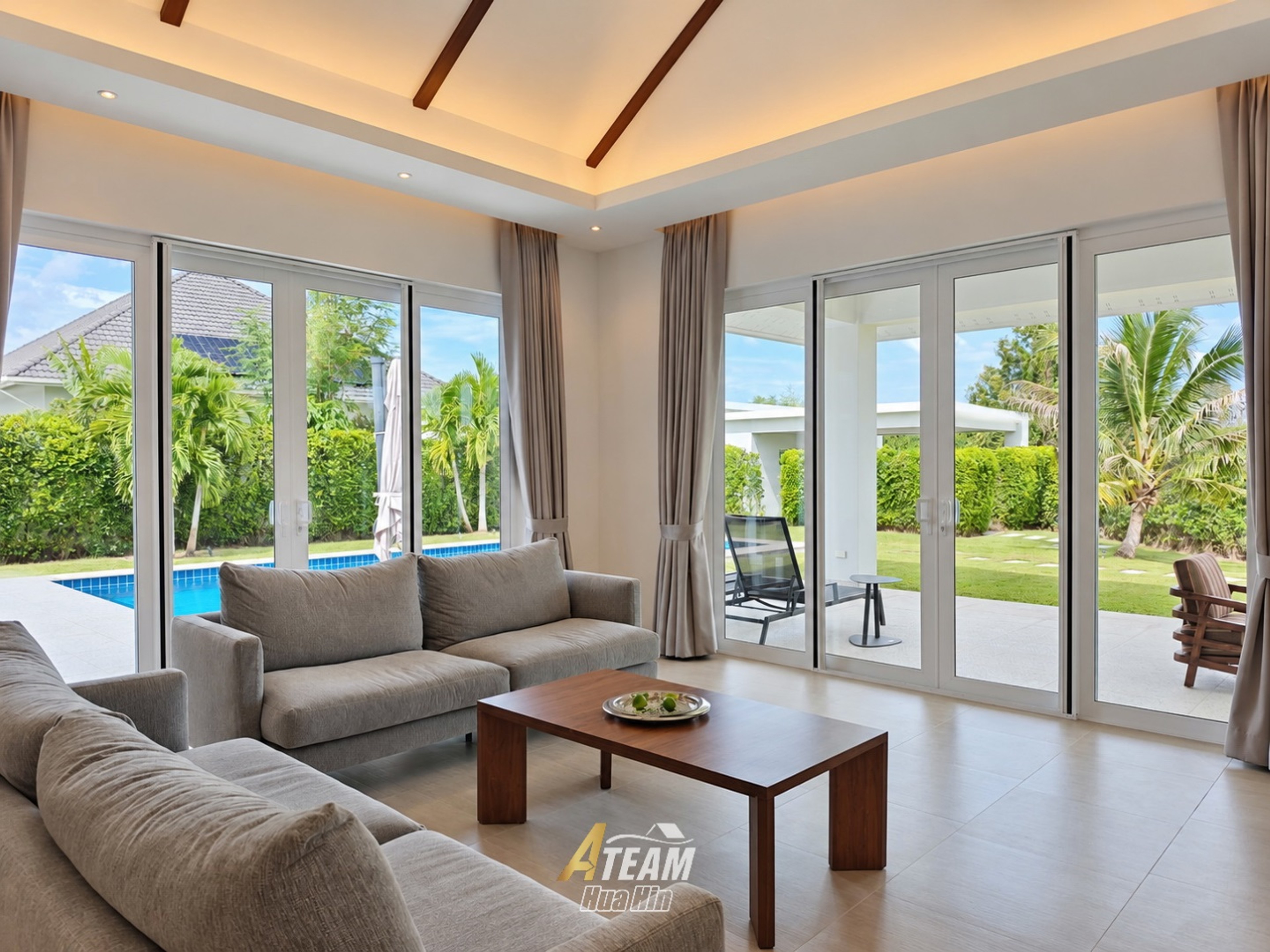 Like-New 3-Bedroom Pool Villa