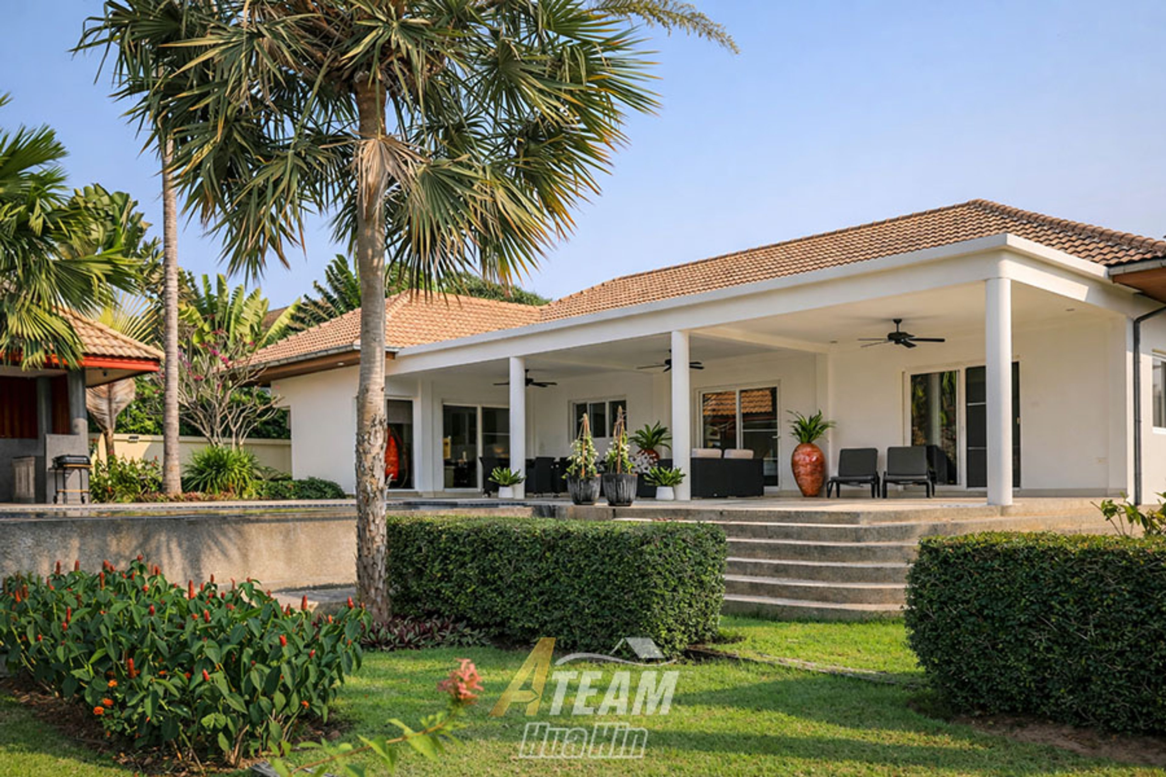 Eco-Luxury 3 Bedroom Villa  near Pineapple Valley with 14 meters Pool 