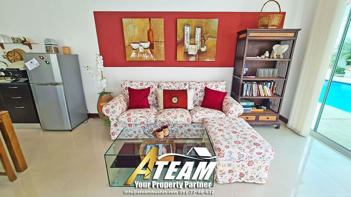 1 bedroom house with rooftop 5 min from Khao Tao