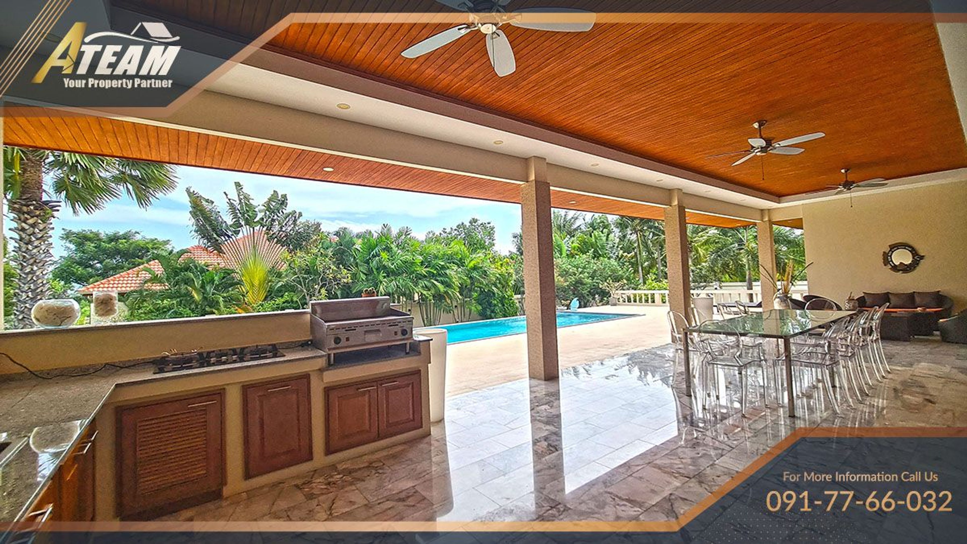 Luxury massive property only 1 km from the beach thumbnail 26