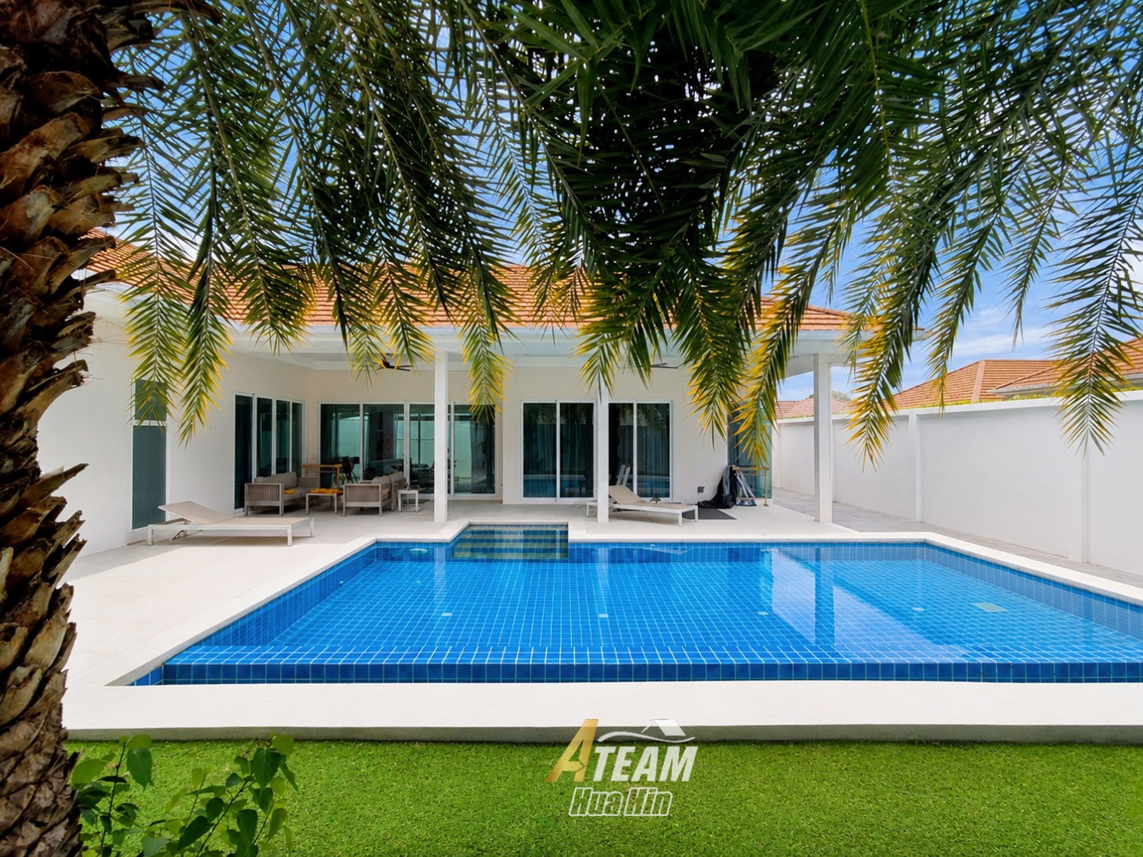 3-Bedroom Pool Villa in a Convenient Soi 114 Location thumbnail 2