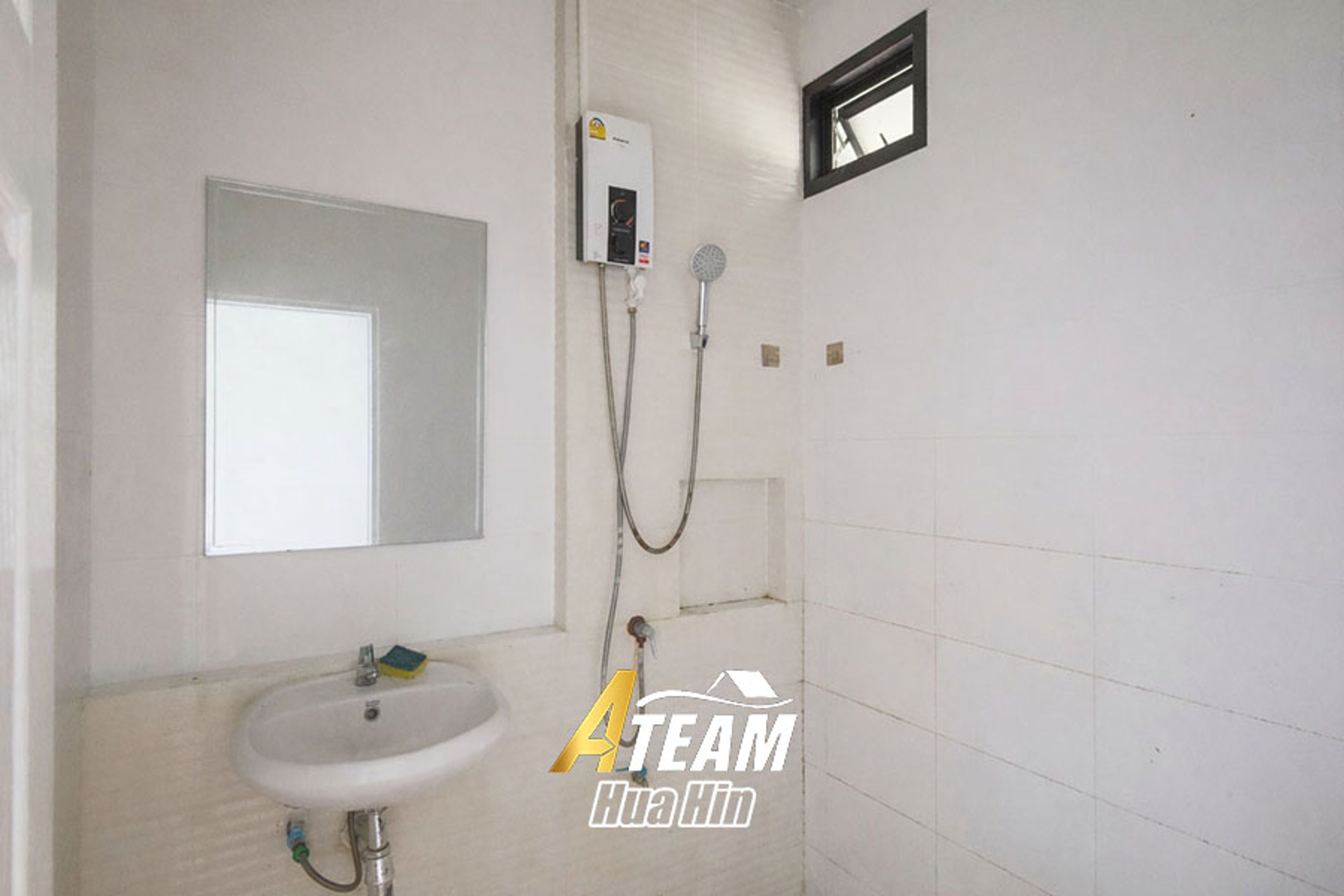 TownHouse 2 Bed 1 Bath in soi 94 - 1.89 THB thumbnail 9