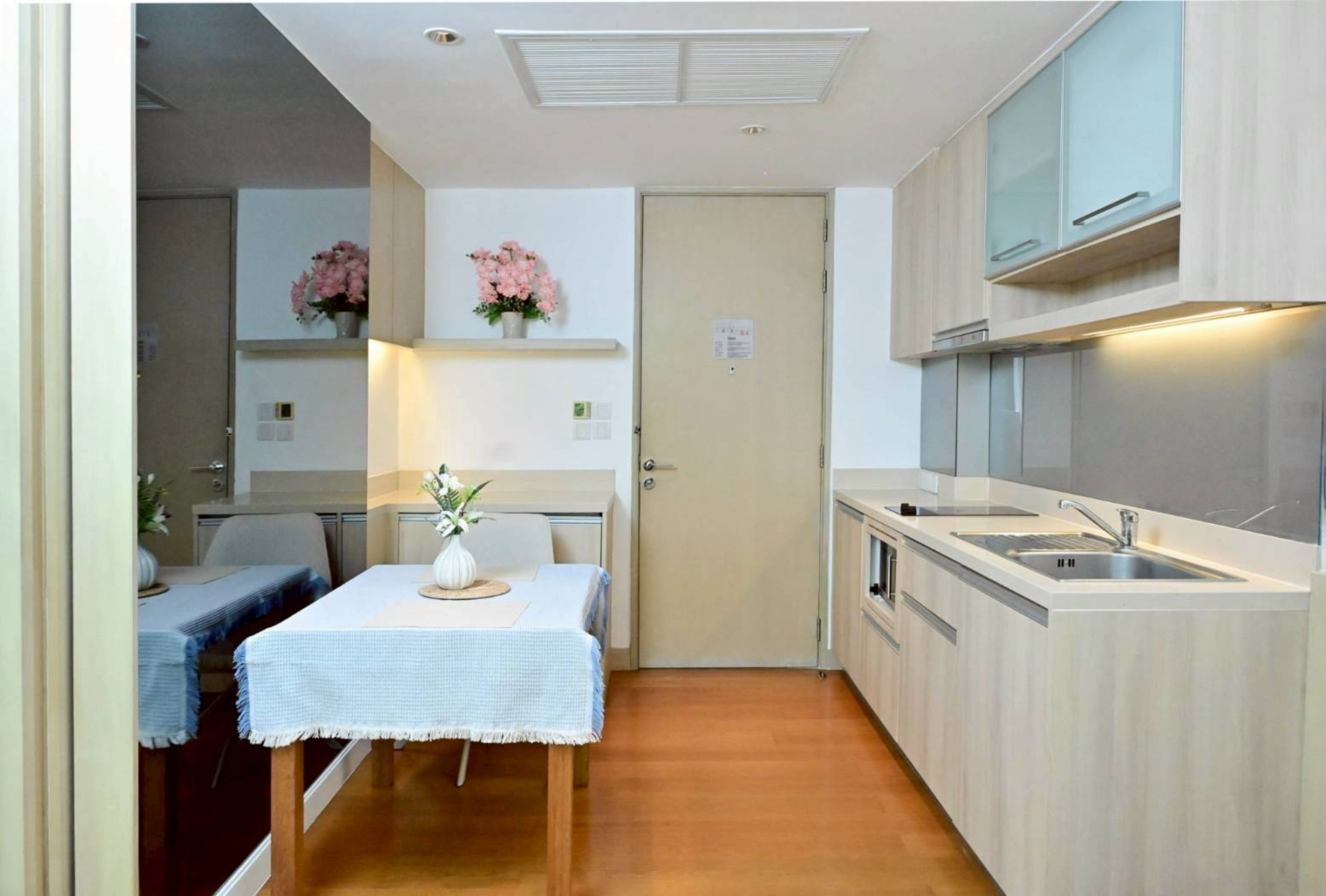 Apartment / Condo For Rent - 0 - 1 Bedroom - 1 Bathroom - Price ฿25,00 thumbnail 10