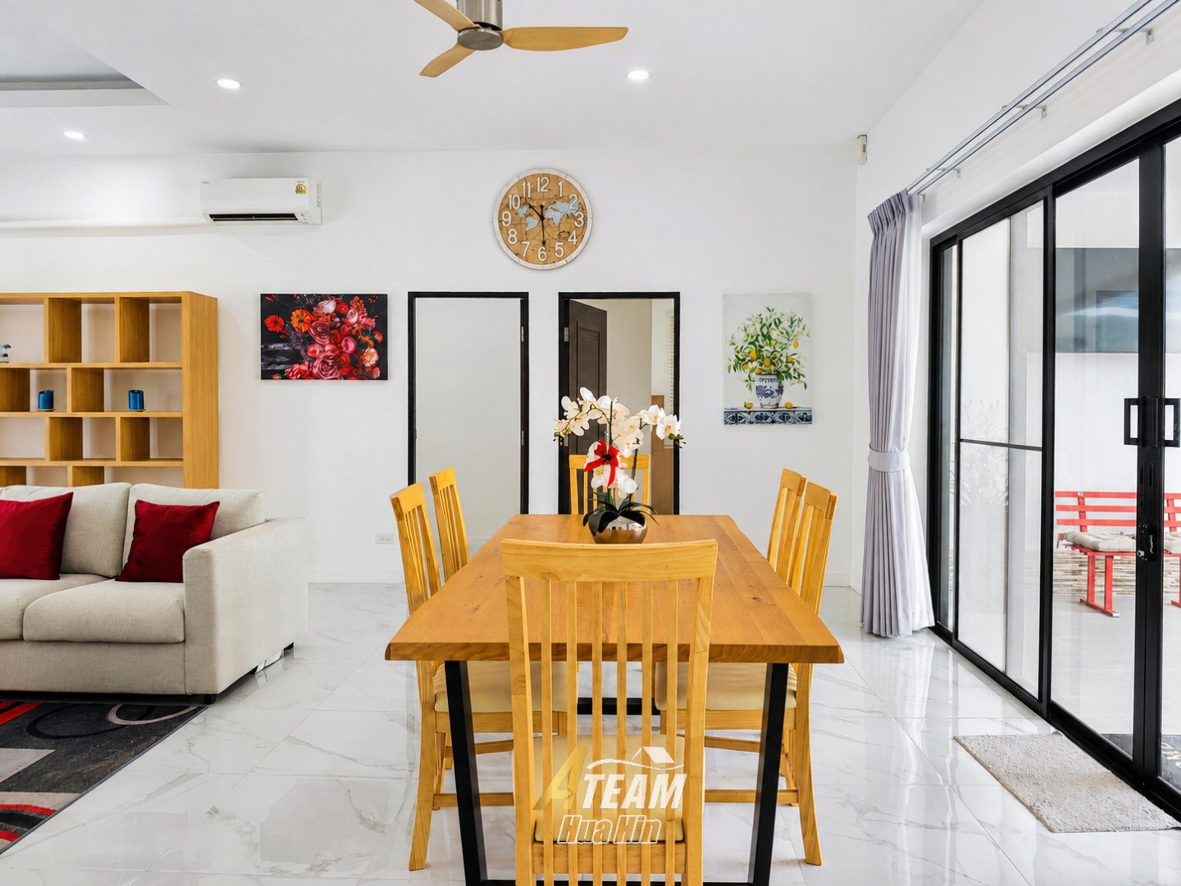 3-Bedroom Pool Villa in Prime Hua Hin Location thumbnail 11