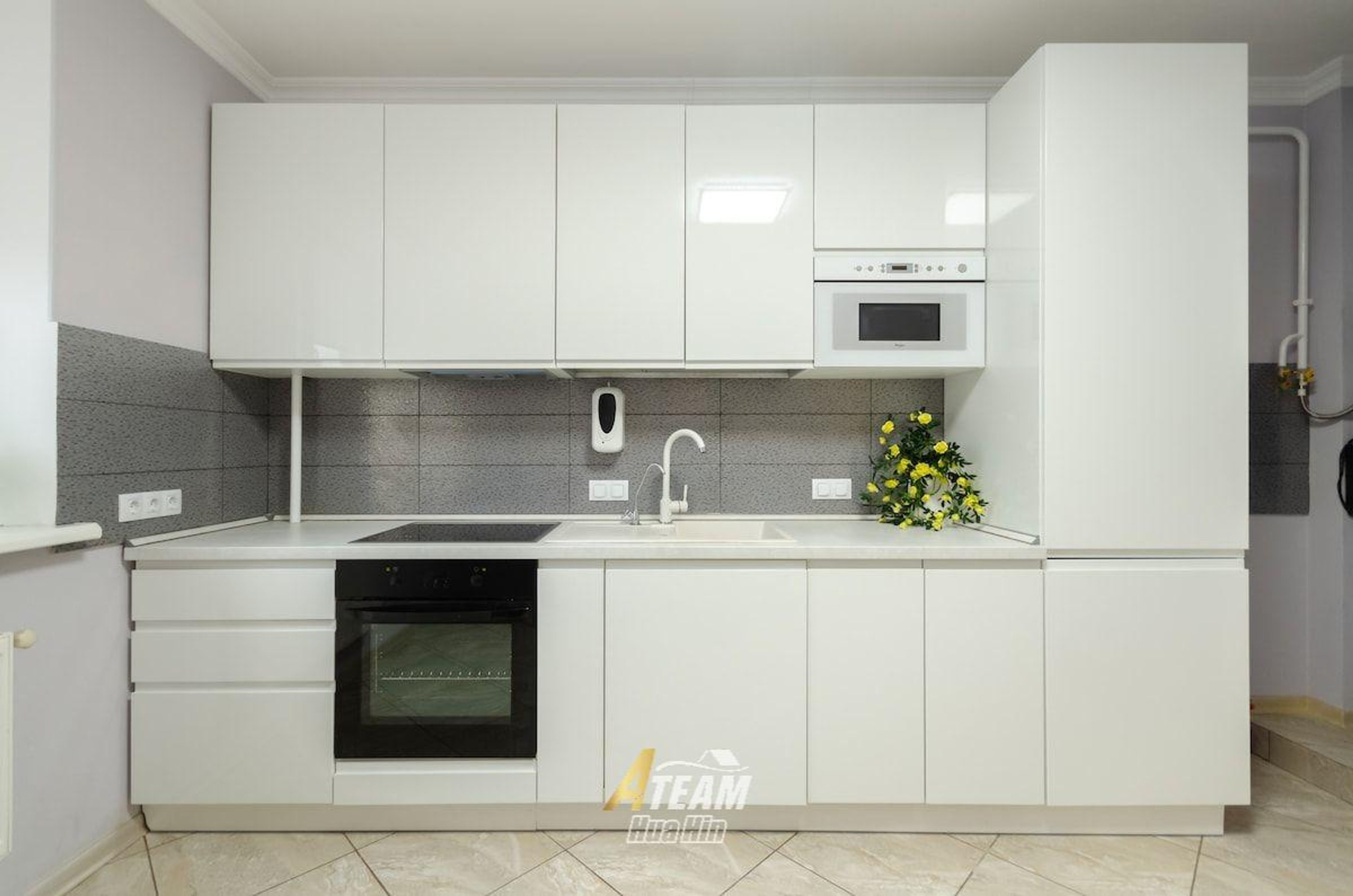 Luxury 3-Bedroom Pool Villa for Sale at Falcon Hill, Soi 102 thumbnail 18