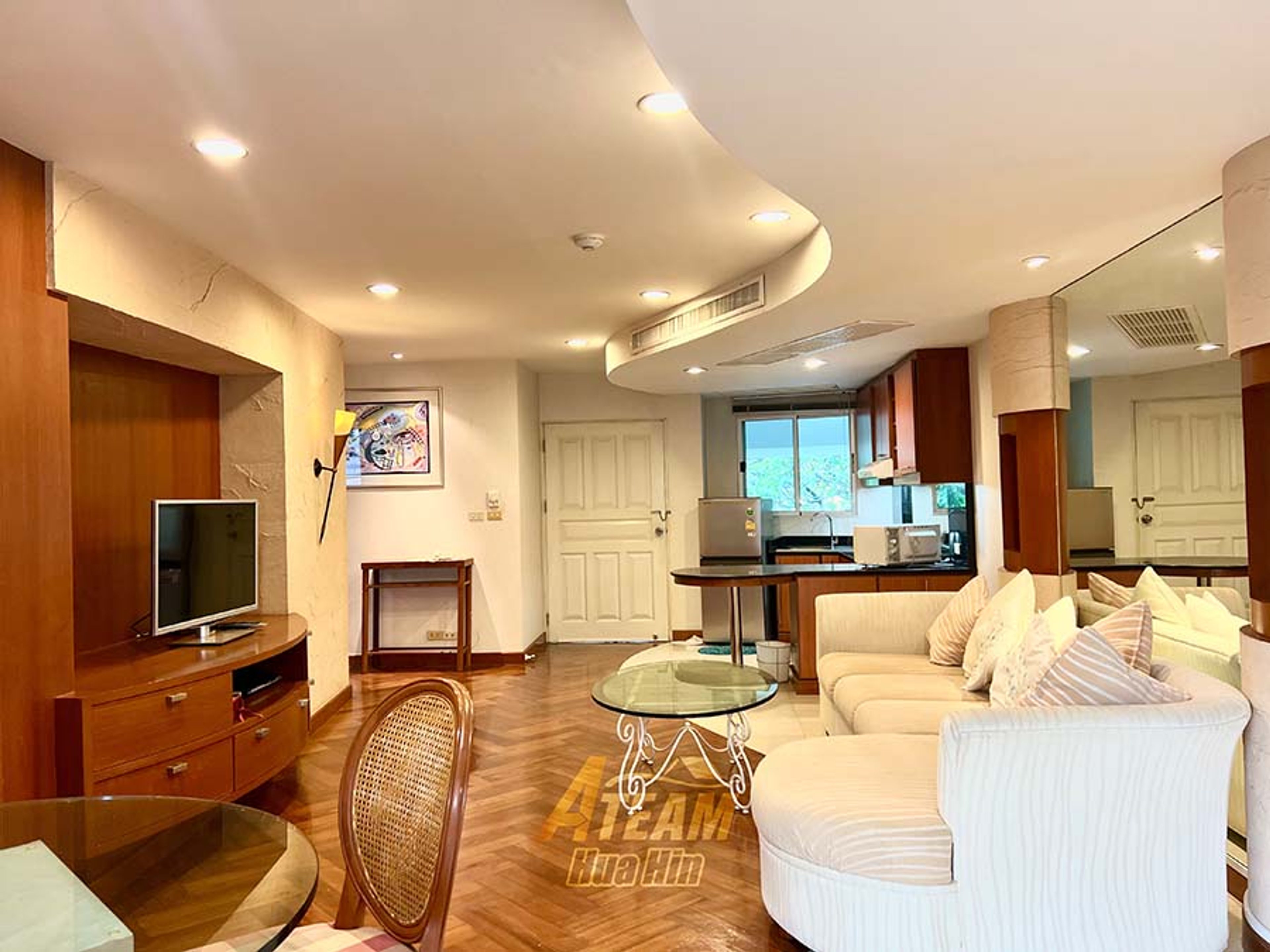 2 Bedroom Beachfront Condo for rent at Baan Chai Talay  thumbnail 7