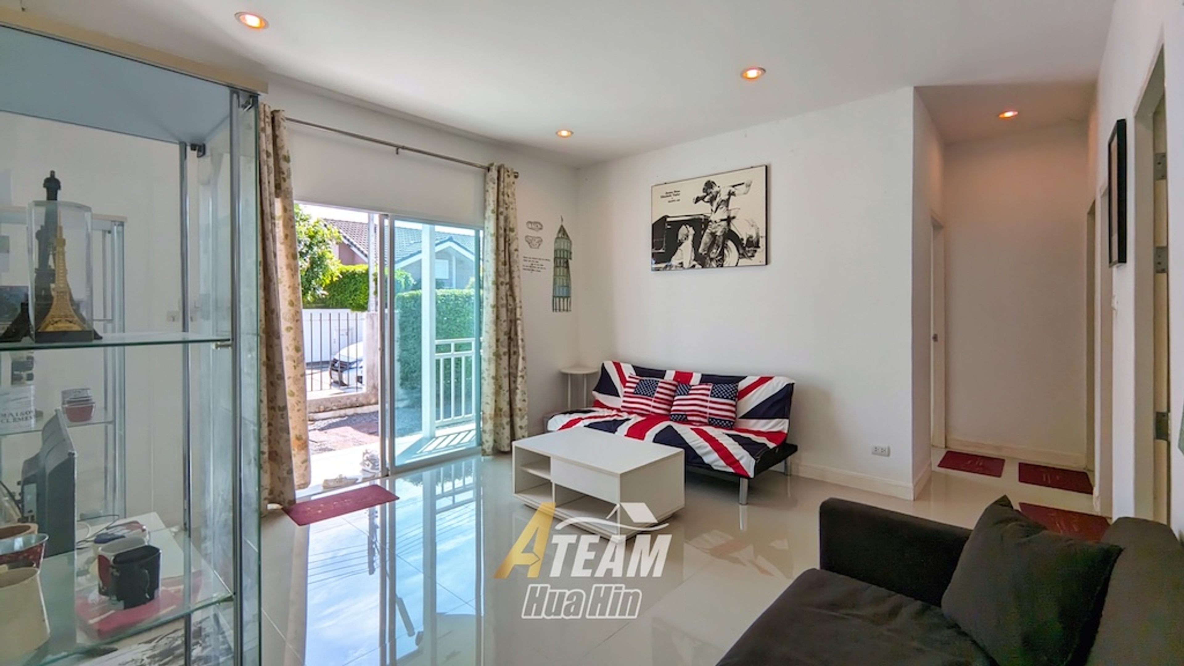 LA VALLEE VINTAGE – 3 Bedroom House for Sale thumbnail 4
