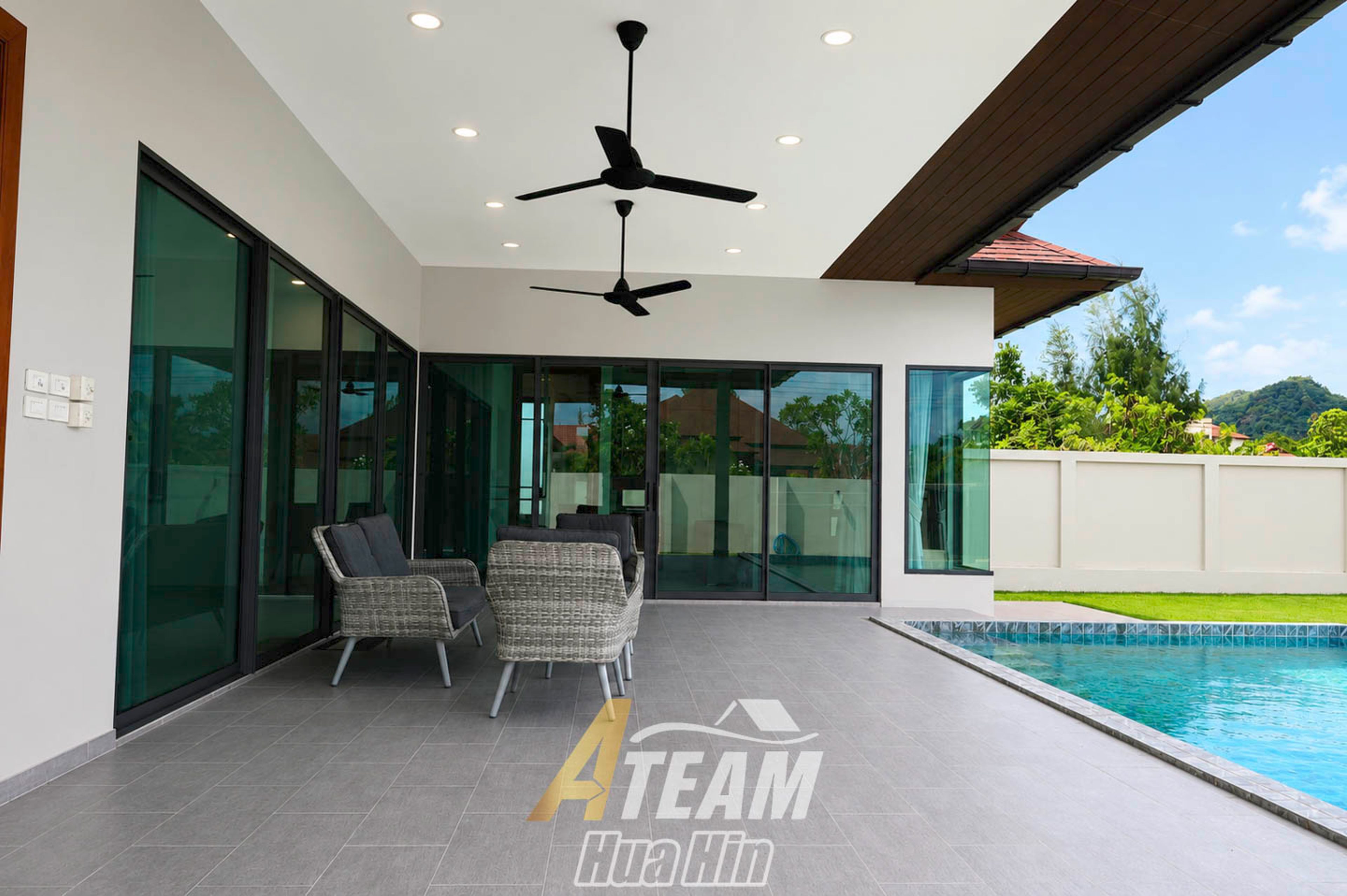 Luxury 3-Bedroom Pool Villa for Rent at Panorama Black Mountain, Hua Hin thumbnail 4