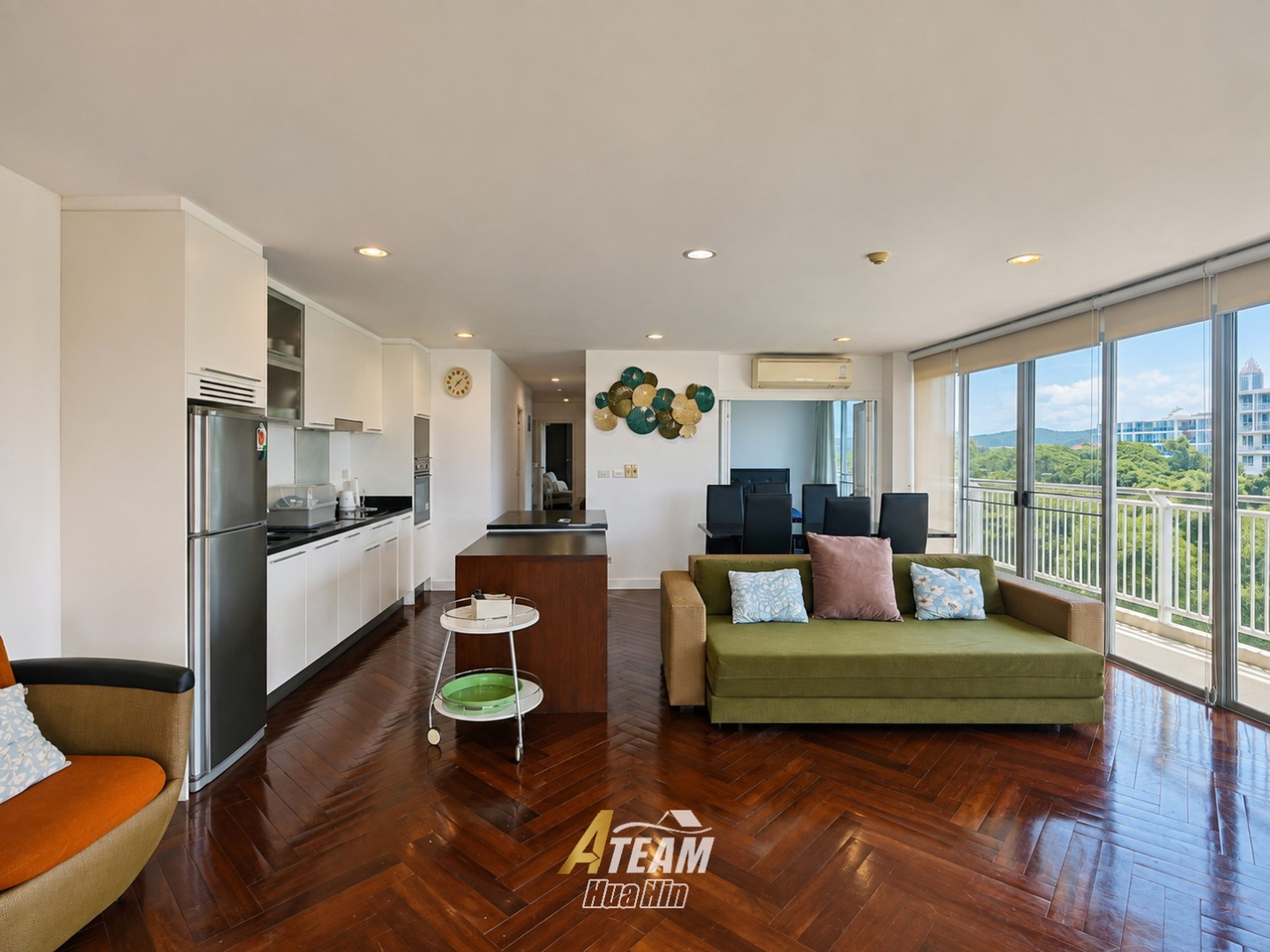 Beachfront Condo 3 Bedrooms Baan suan rim sai