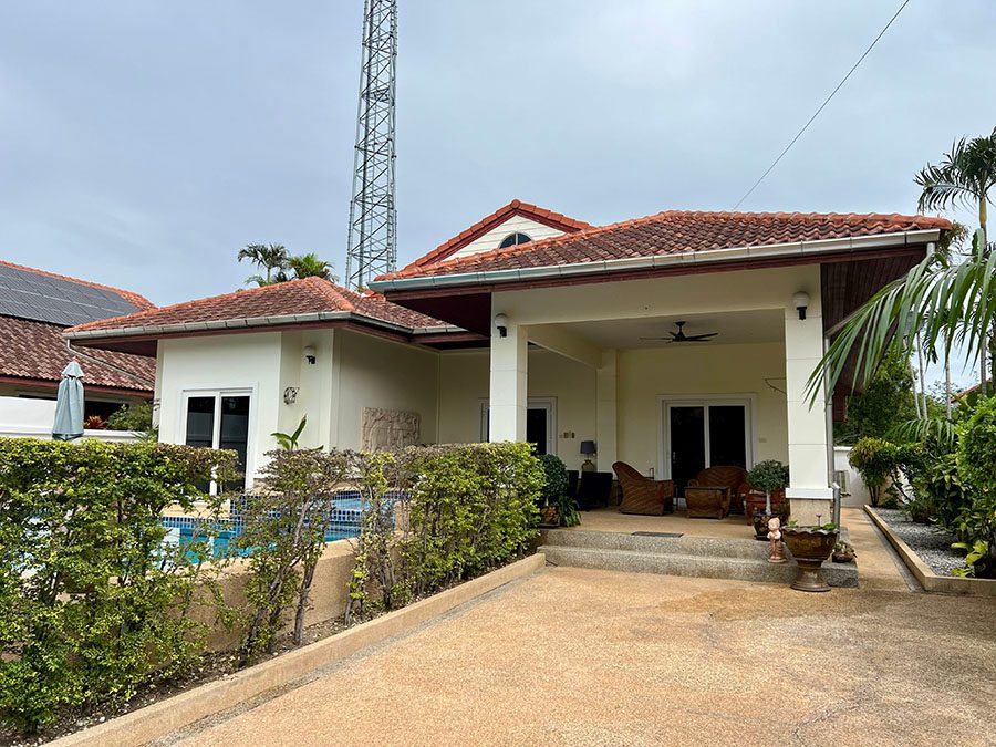 3 Bedroom 2 Bathroom Pool Villa in Orchid Home Soi 102
